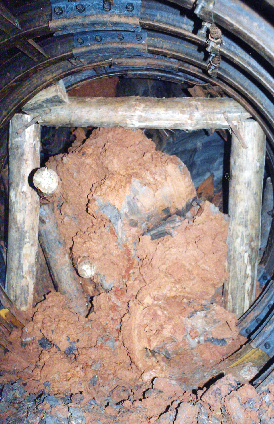 Streckenstörung durch Erdeinbruch