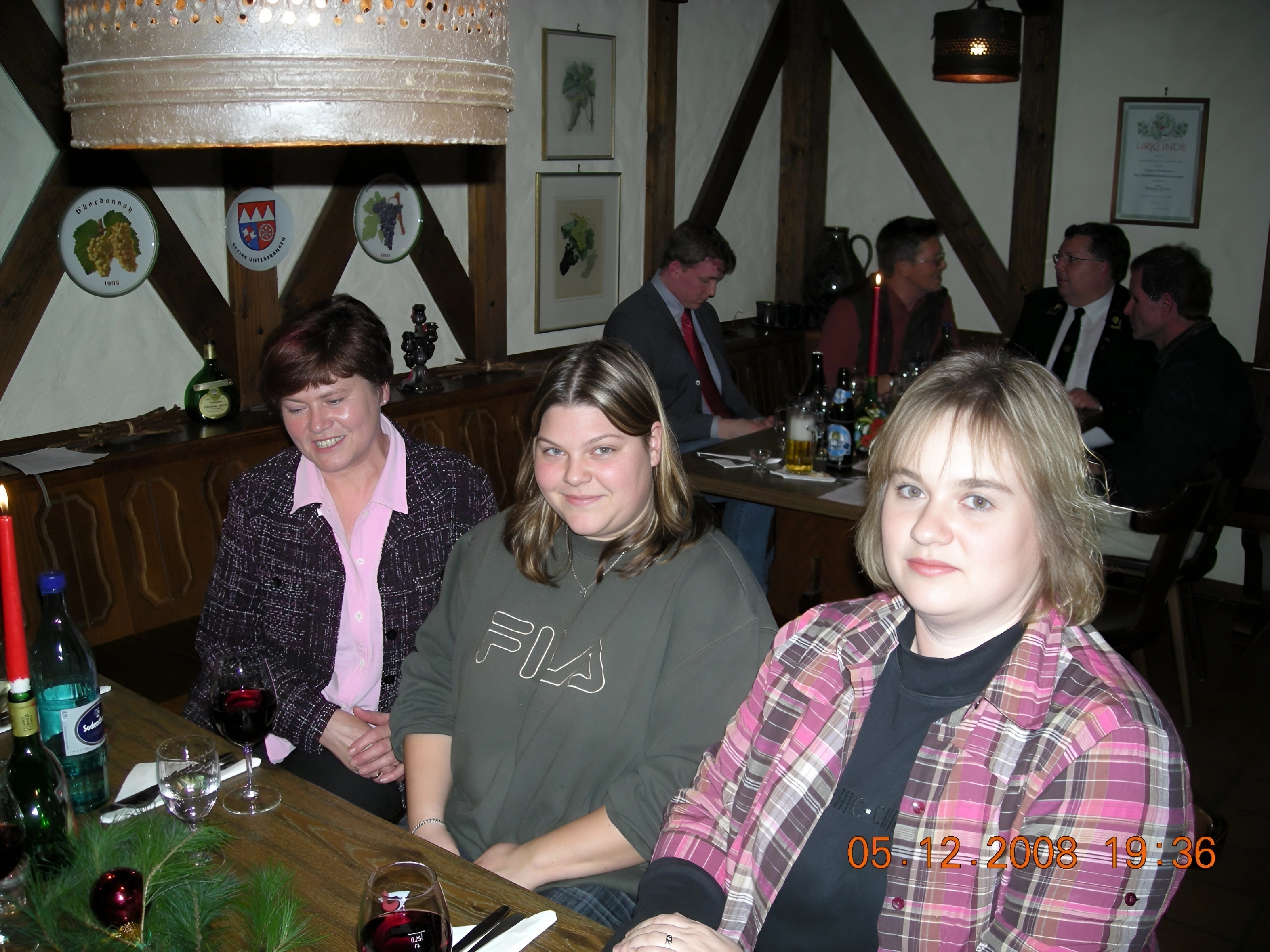 Während der Barbarafeier in der Ausschankstube des Weingutes