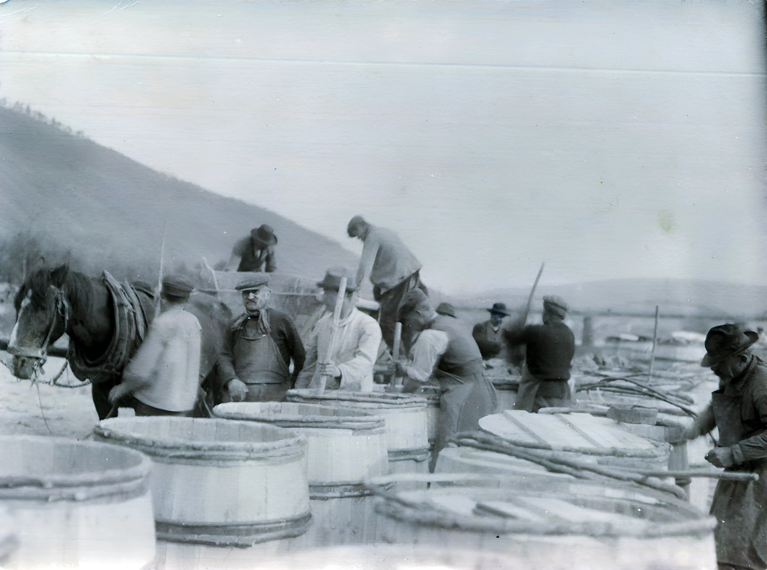 Tonverladung am Mainufer