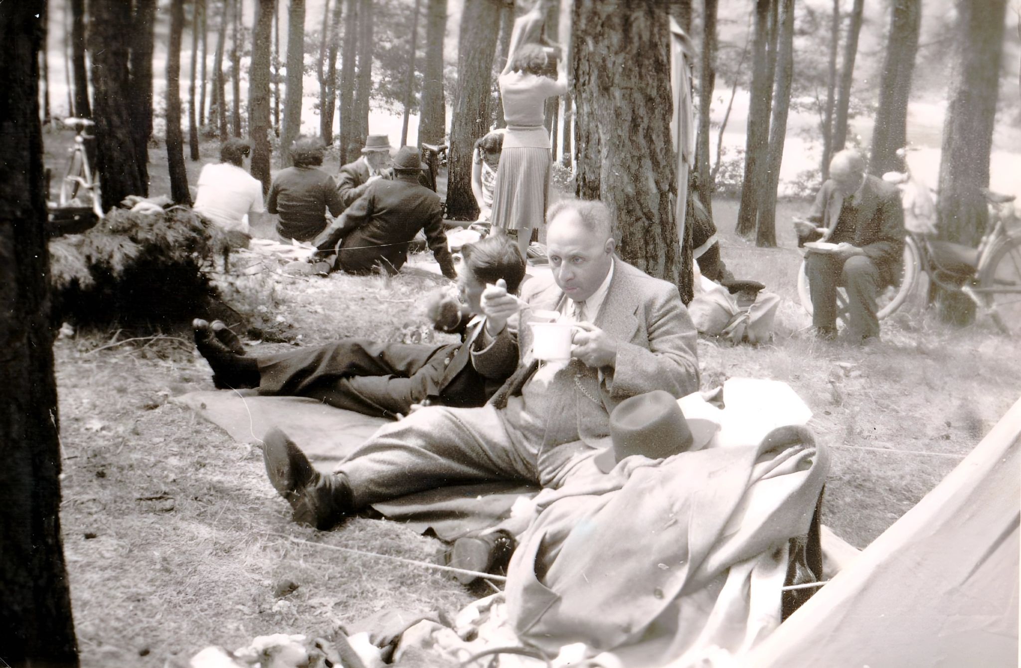 Waldpicknick beim Angelsportverein Klingenberg in Bürgstadt 1955