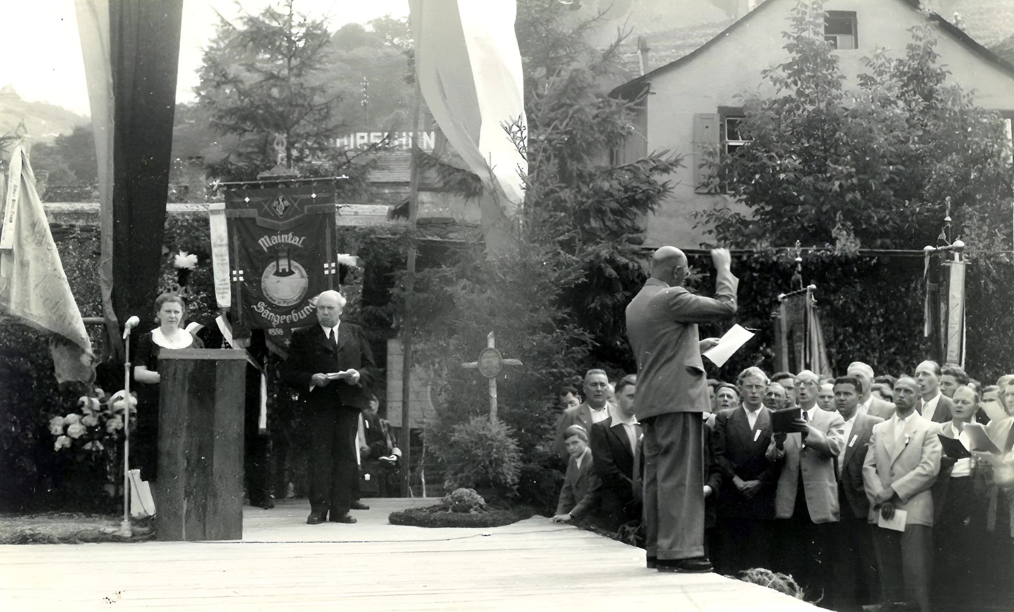 Beim Festakt auf dem Winzerfestplatz 1953