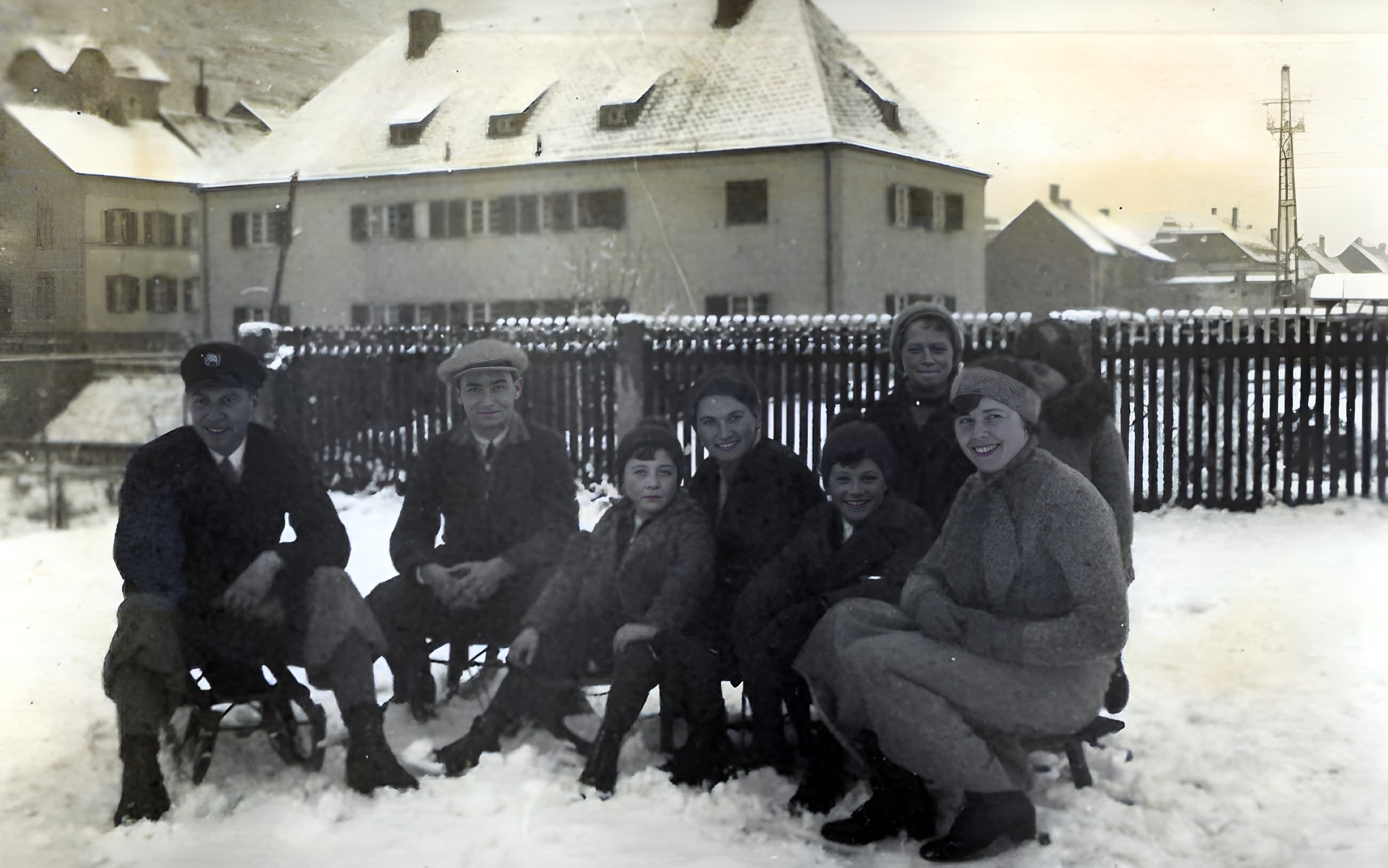 Vor dem Kraftwerkshaus