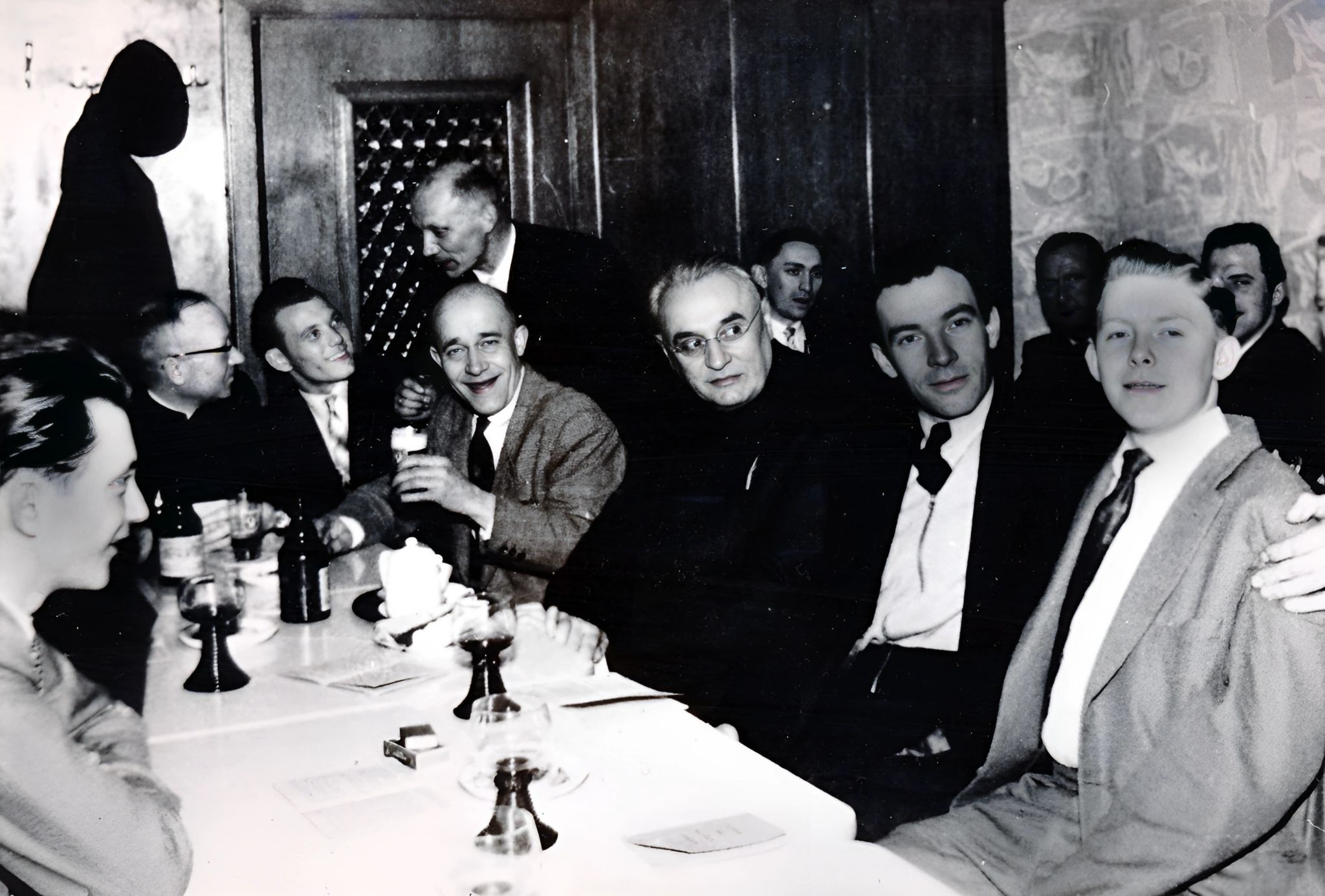 Die Kolpingsfamilie im "Winzerstübchen Klingenberg" um 1958