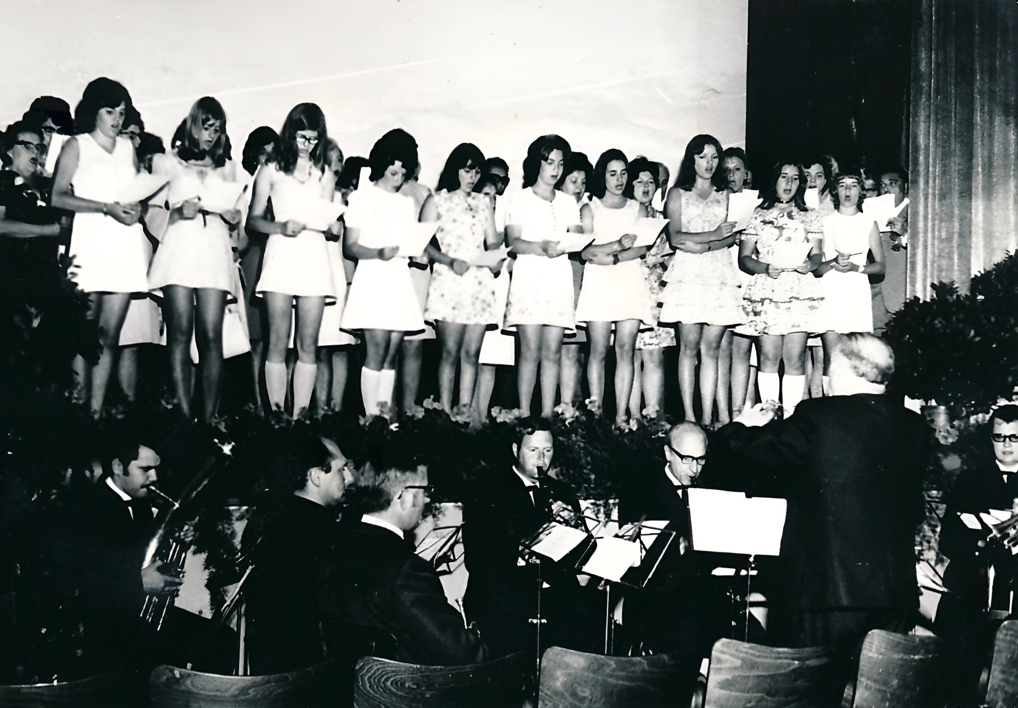 Gemeinschaftskonzert des Gesangvereins 1863 e.V Klingenberg und des Musikvereins im Jahr 1971