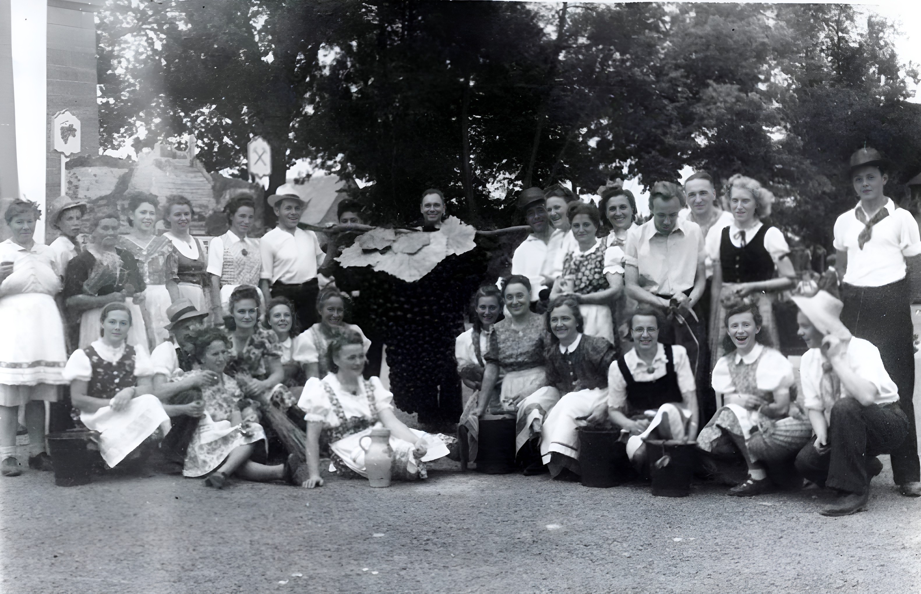 Die Winzerfestgruppe des Spessartbundes 1949