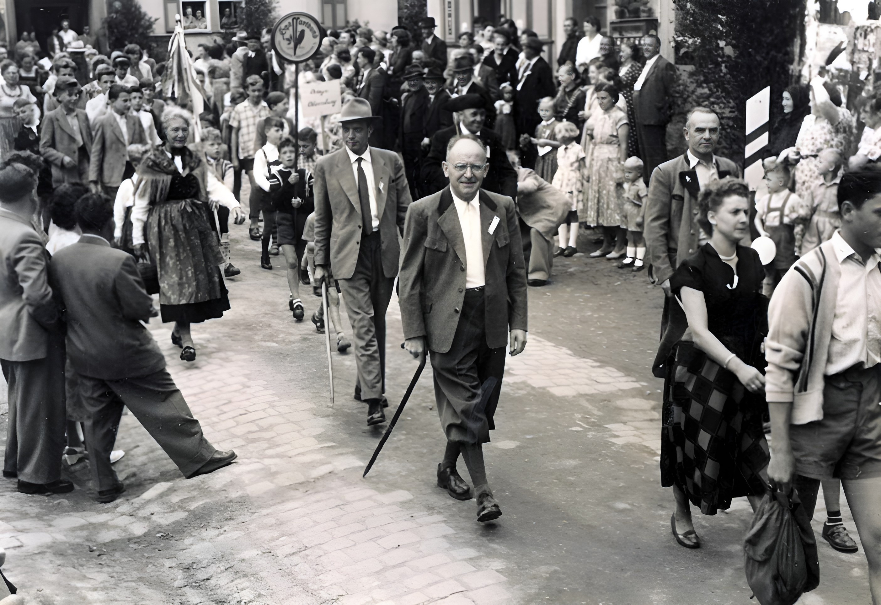 Beim Festzug anl. des Stiftungsfestes in Eschau