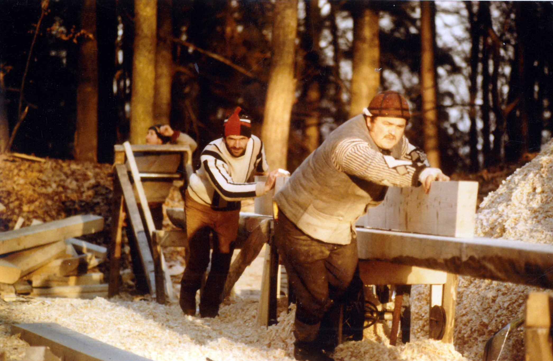 Balken werden gehobelt