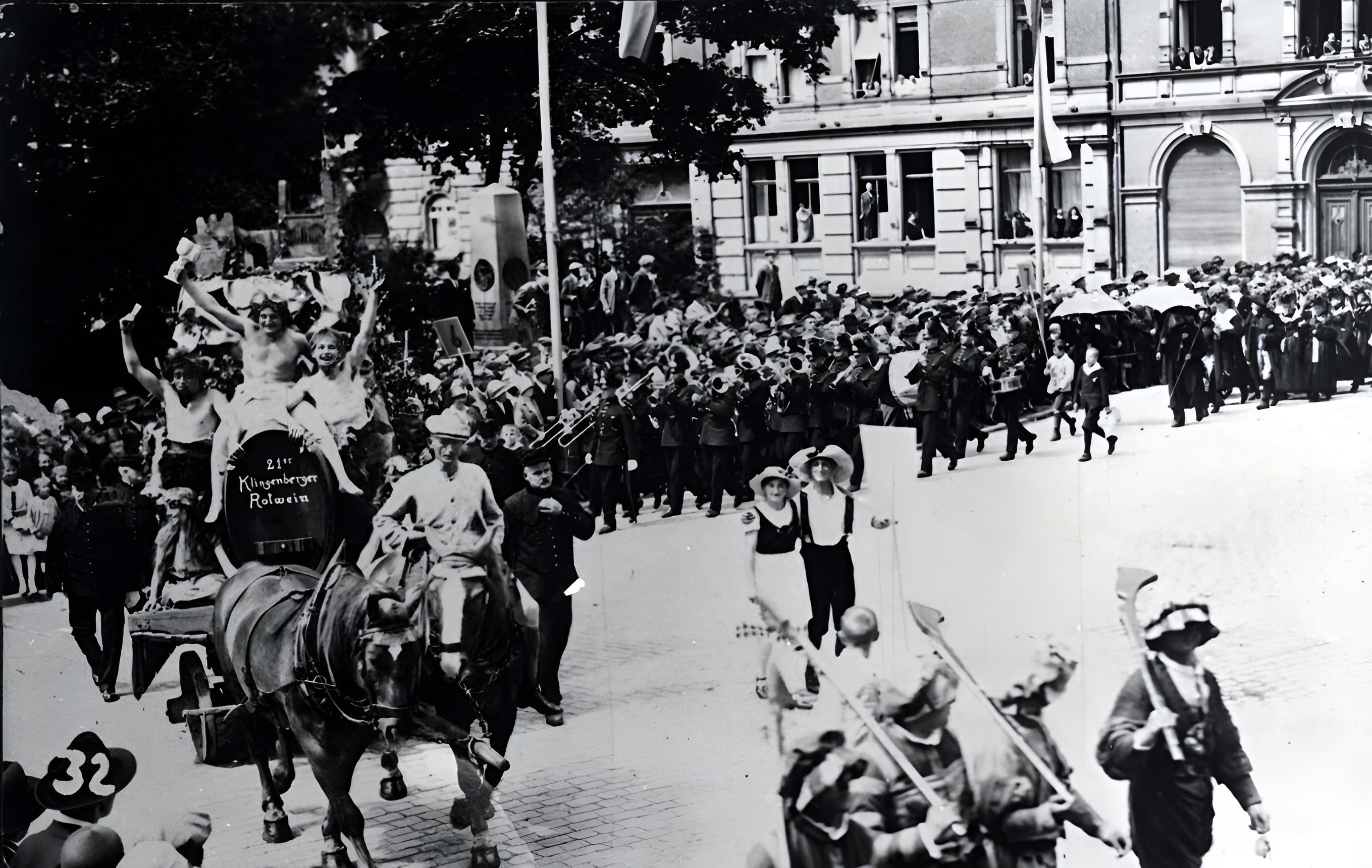 Beim Festzug in Aschaffenburg 1927