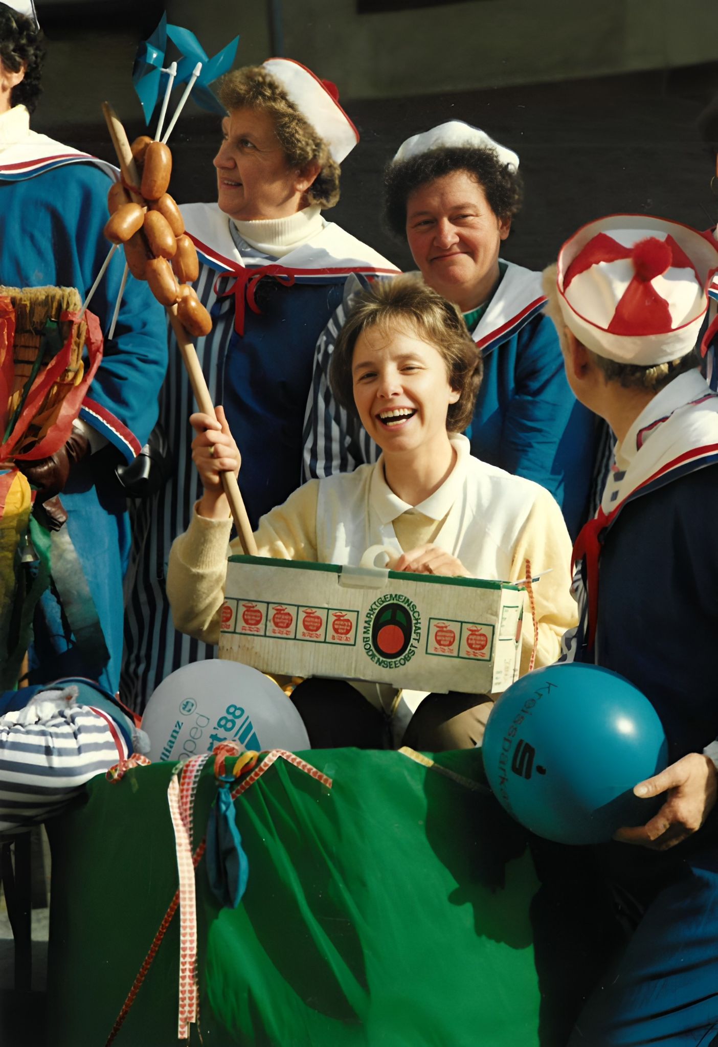Fasching der "Mittwochsturnerinnen", Rosenmontag 1988