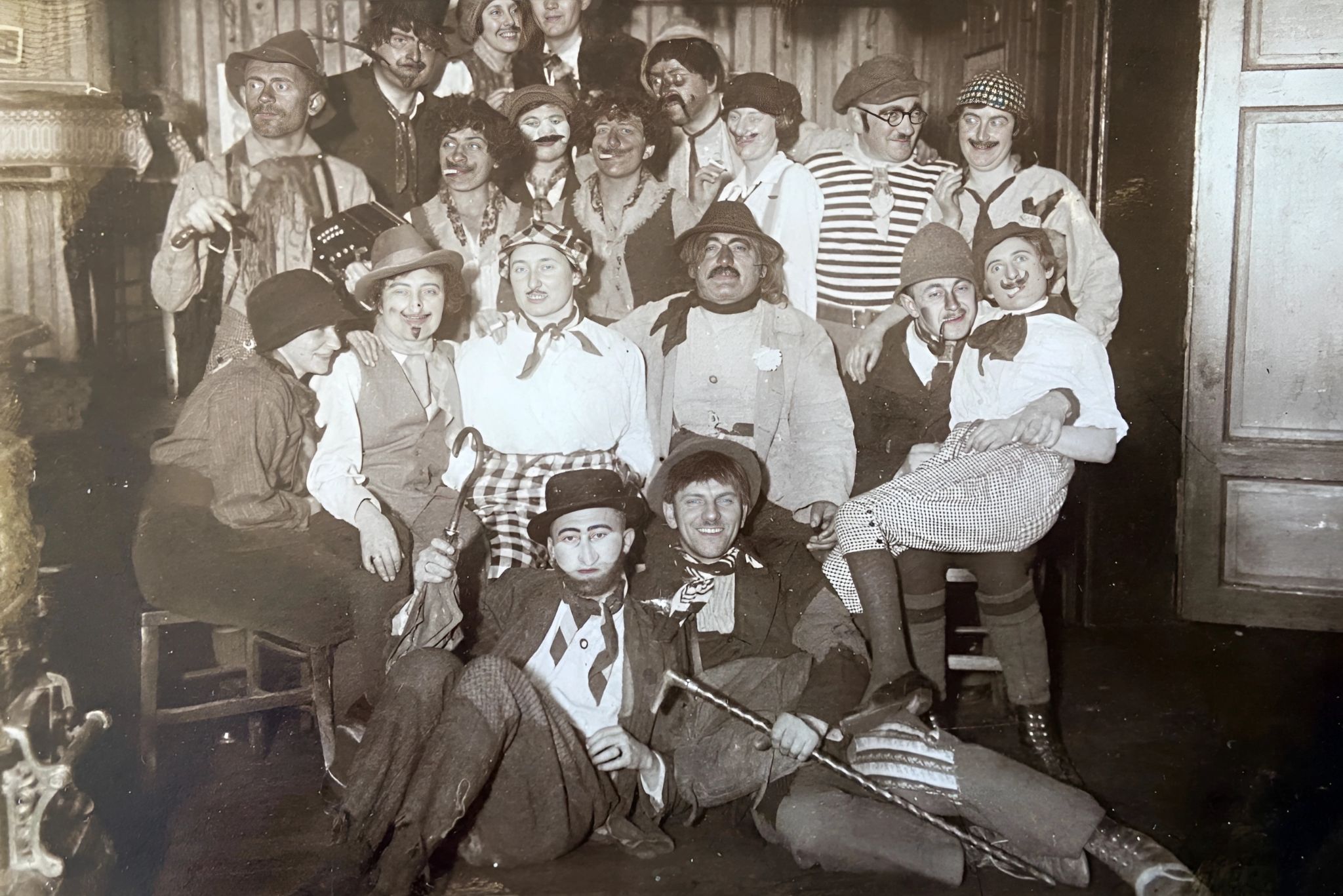 Gruppenfoto Fasching 1930er Jahre