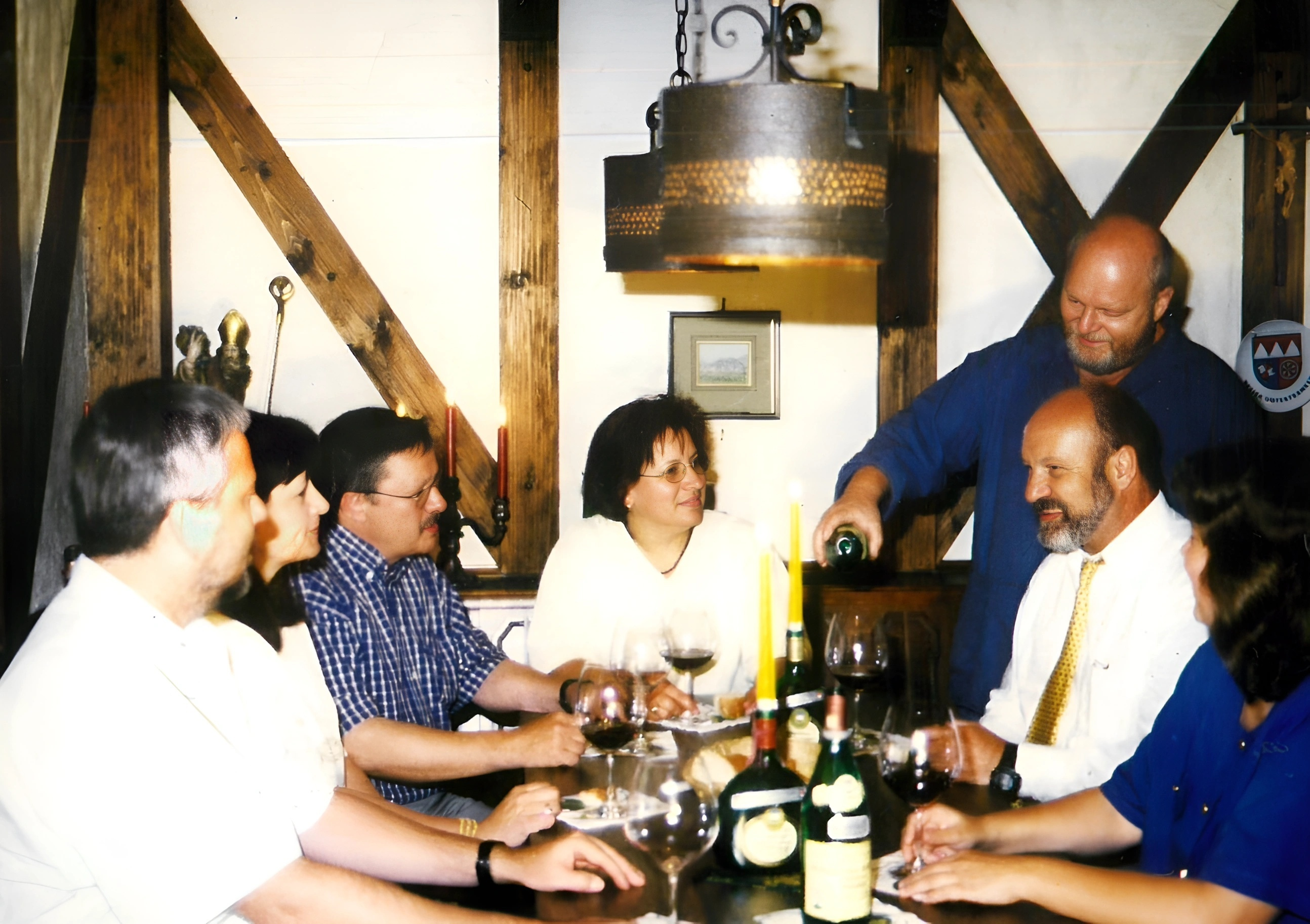 In der Weinprobierstube des Weinguts 2002
