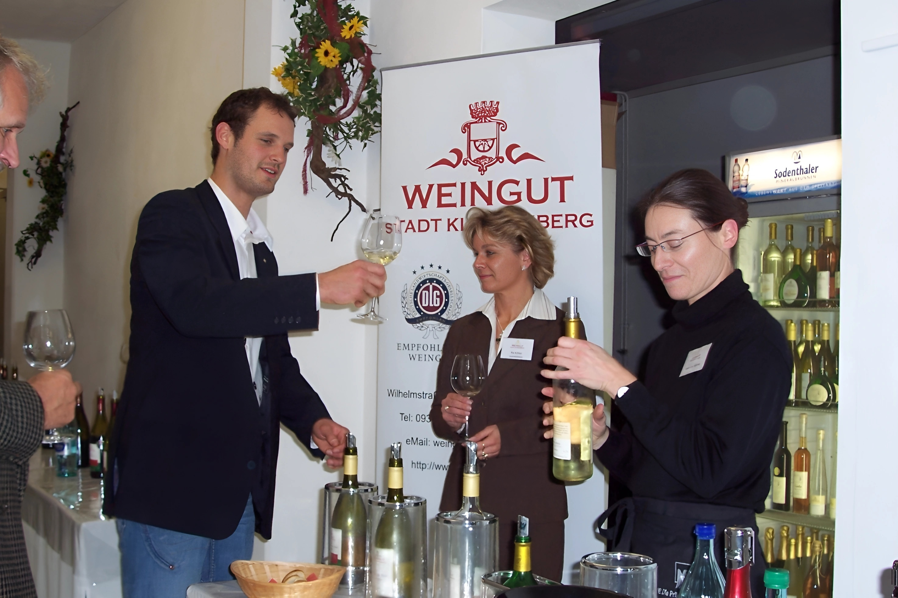 Bei der Weinpräsentation 2008