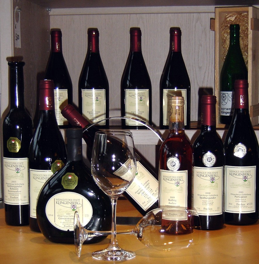 Bei der Weinpräsentation 2008