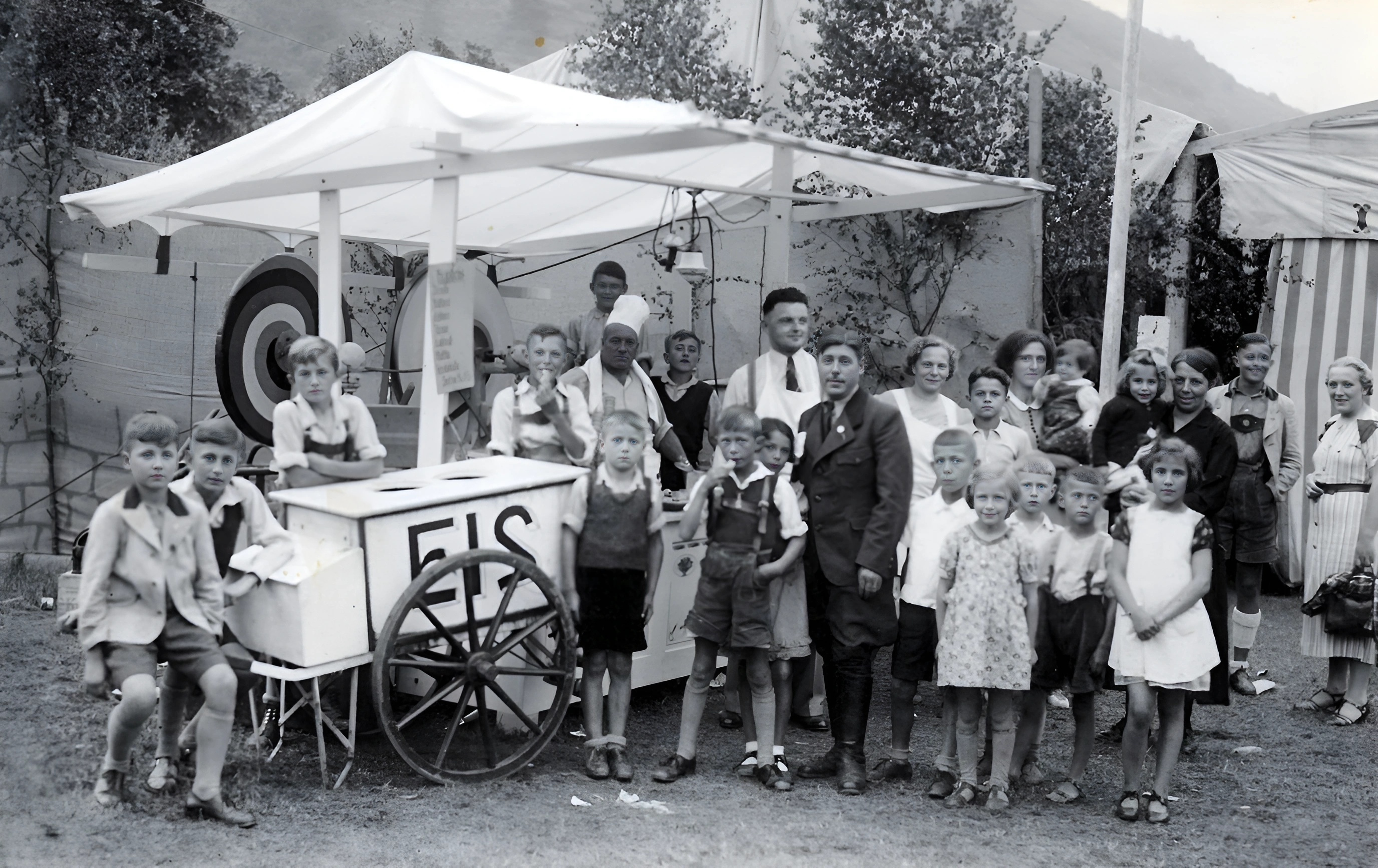 Eisverkauf beim Winzerfest 1958
