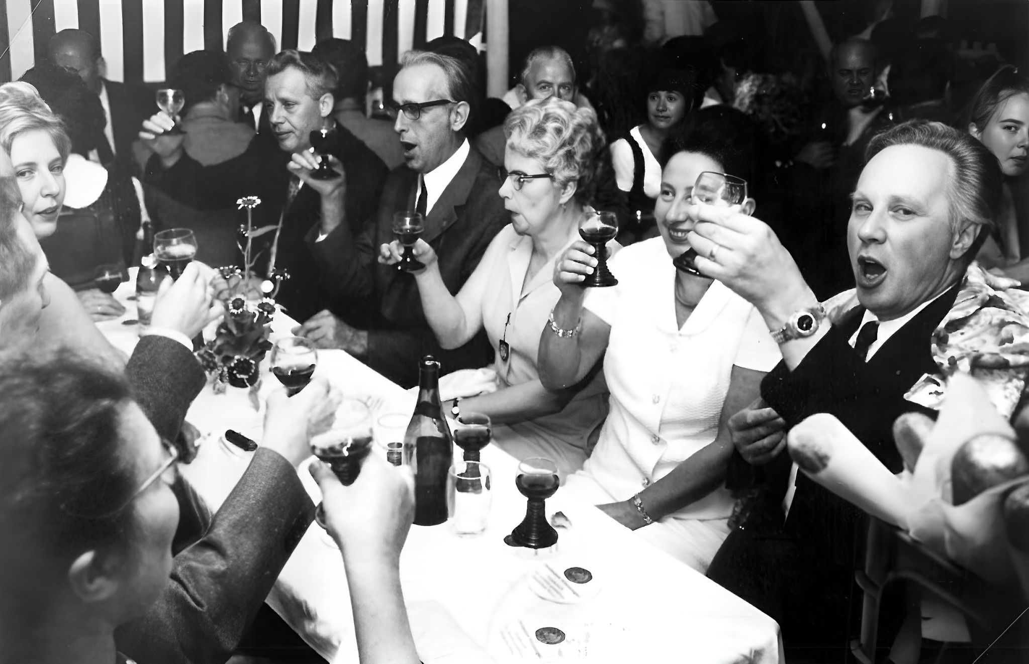 Beisammensein beim Winzerfest 1966