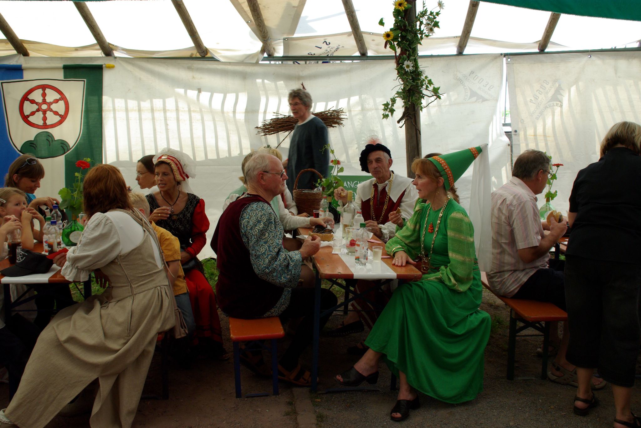 Winzerfesteröffnung Winzereröffnung und Krönung der Weinprinzessin Kathrin Ühlein