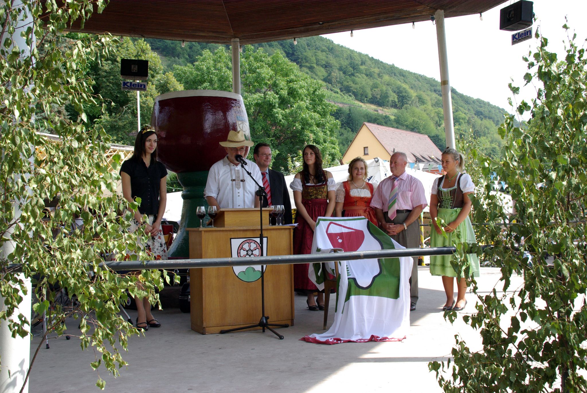Winzerfesteröffnung und Krönung der Weinprinzessin Kathrin Ühlein