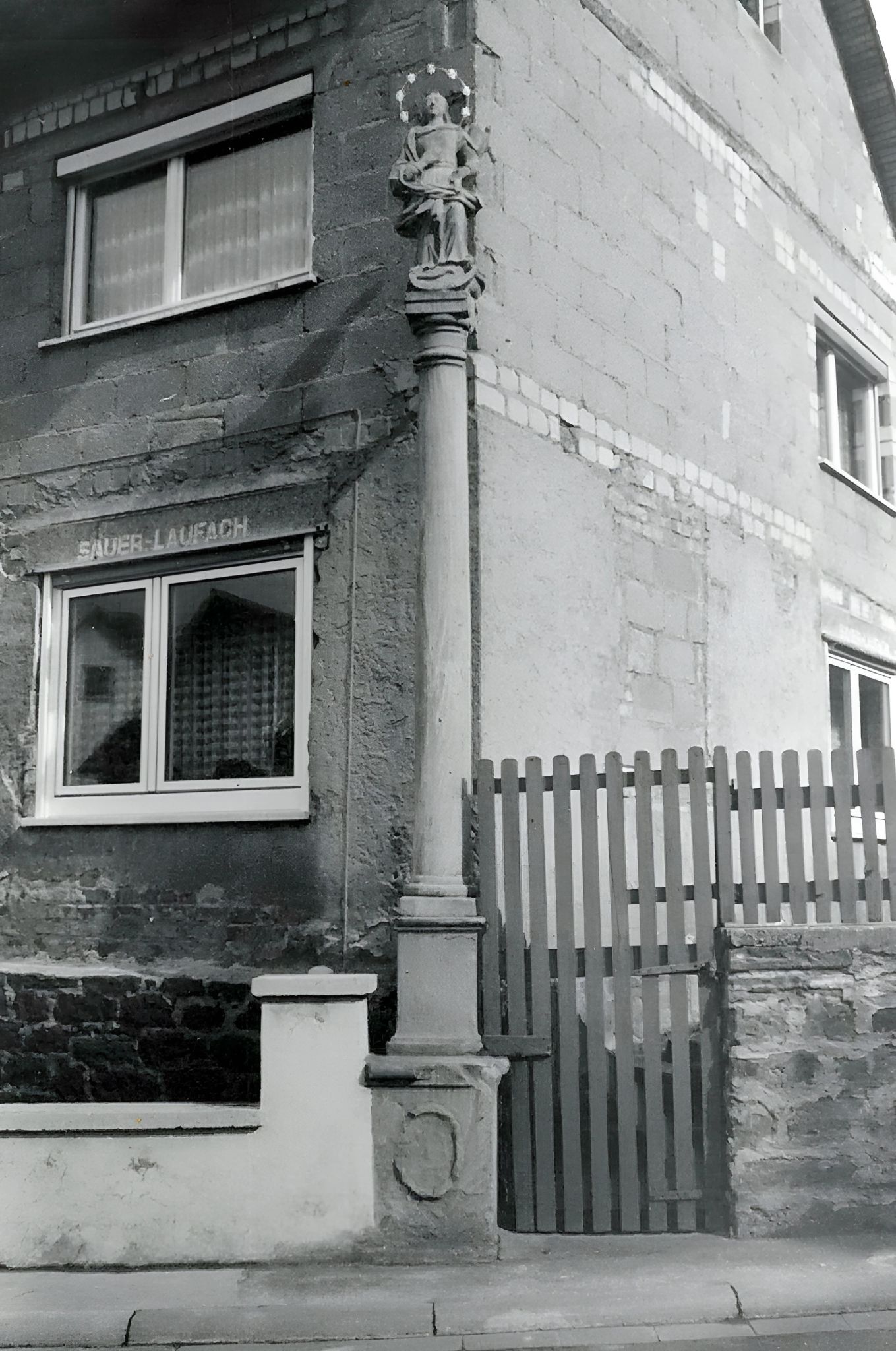 Mariengasse an der Ecke zur Kiche