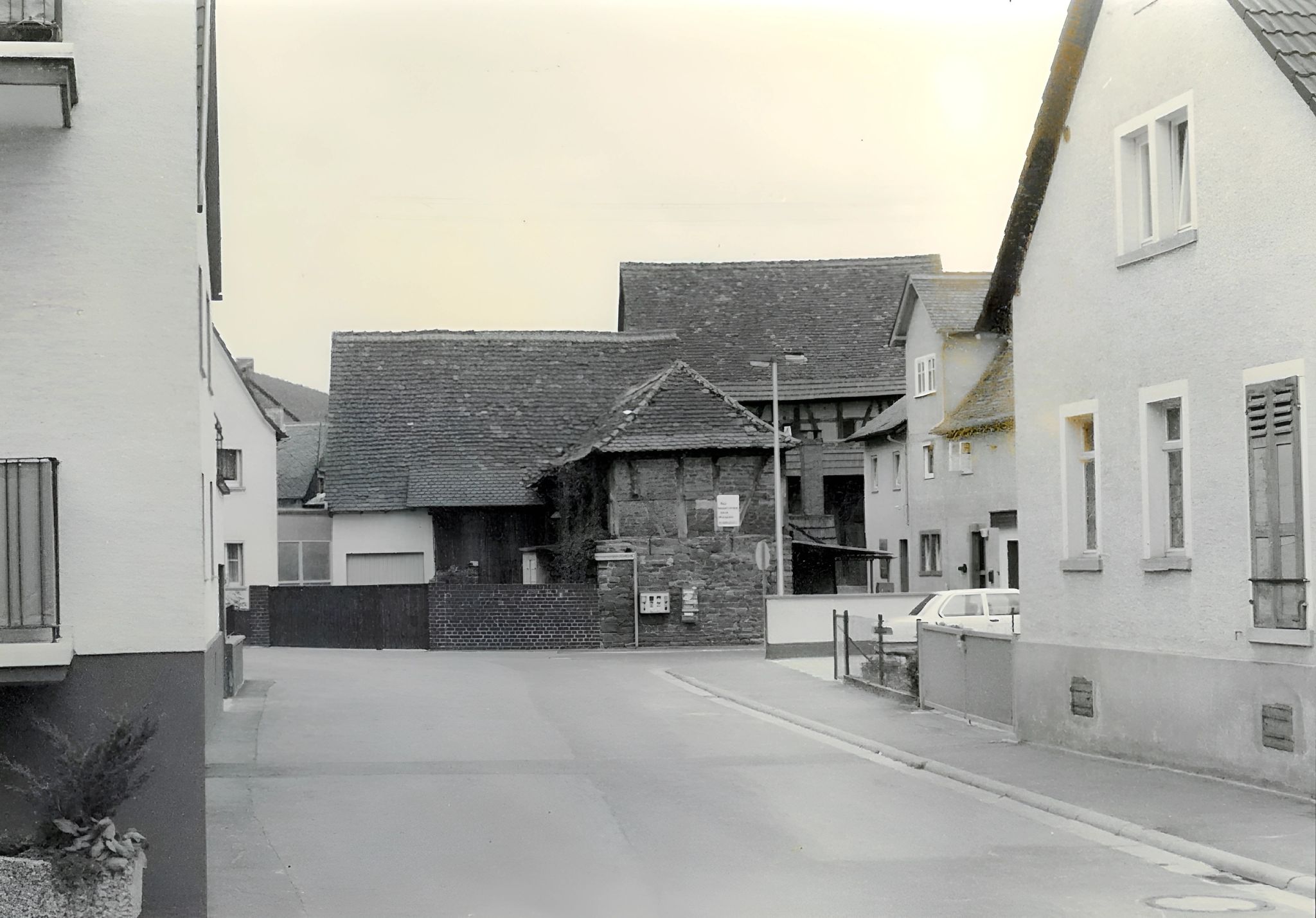 Blick von der Mariengasse zur Himmeltaler Straße um 1980