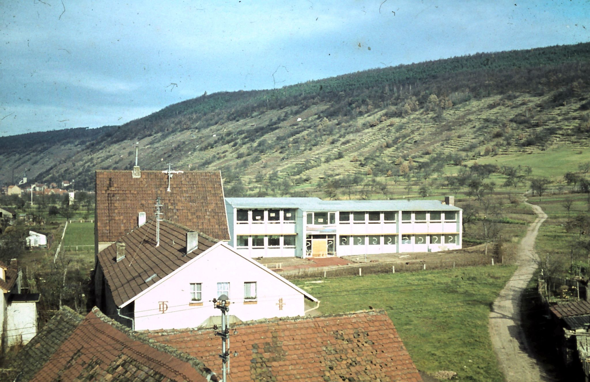 Das Schulhaus Röllfeld