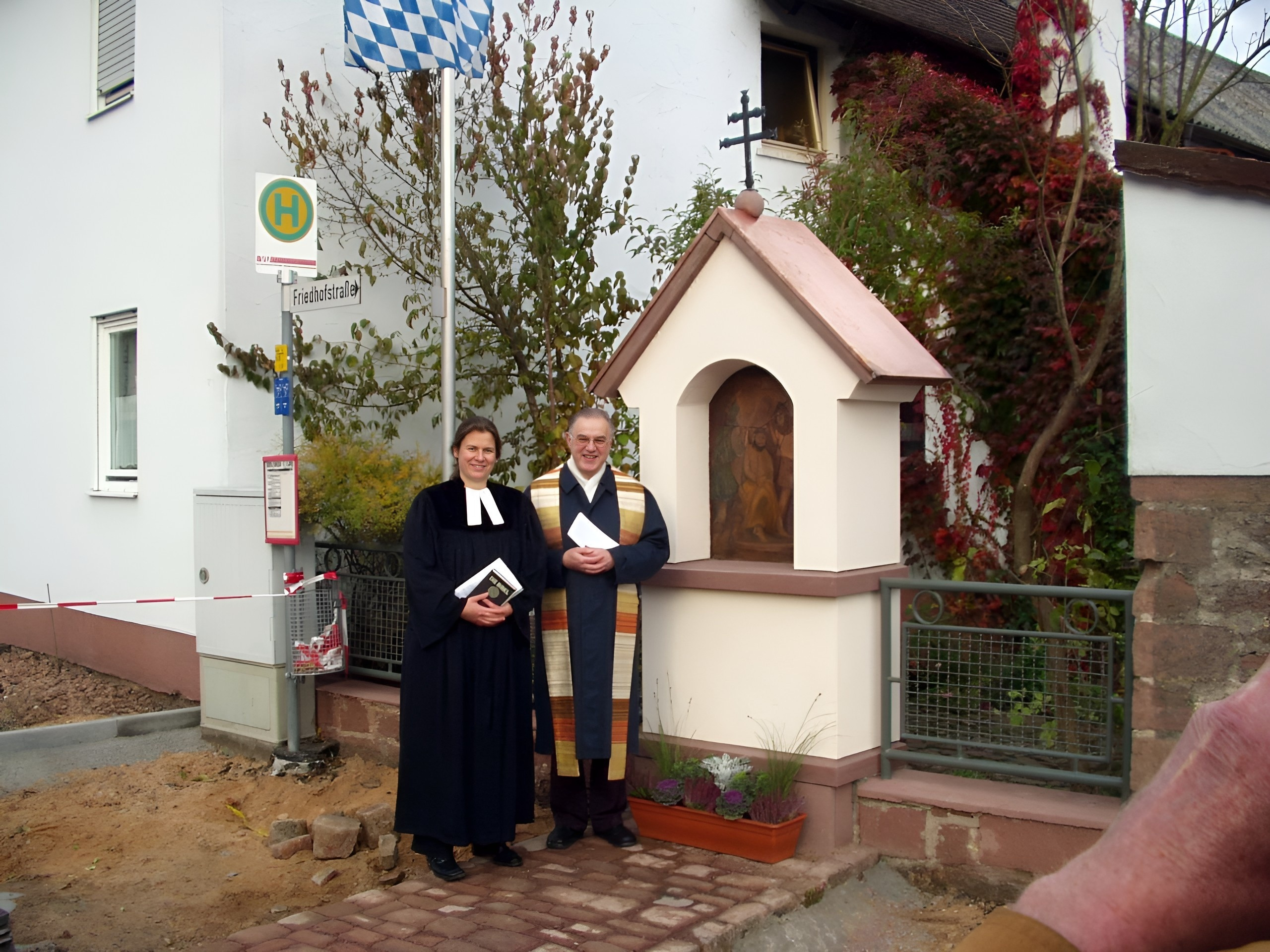 Einweihung des Bildstocks an der Rosenbergstraße im Jahr 2002