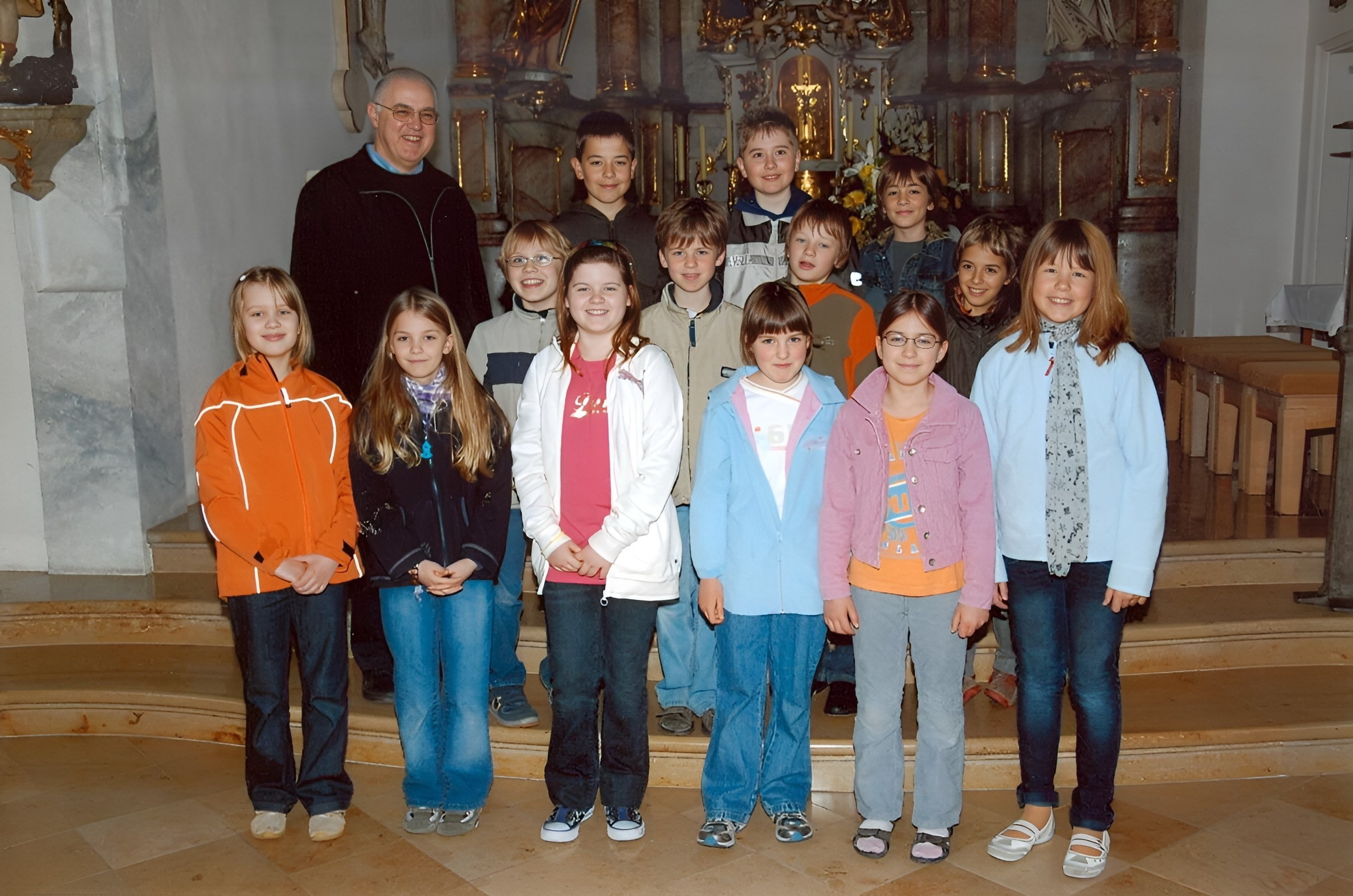 Gruppenfoto Erstkommunion 22