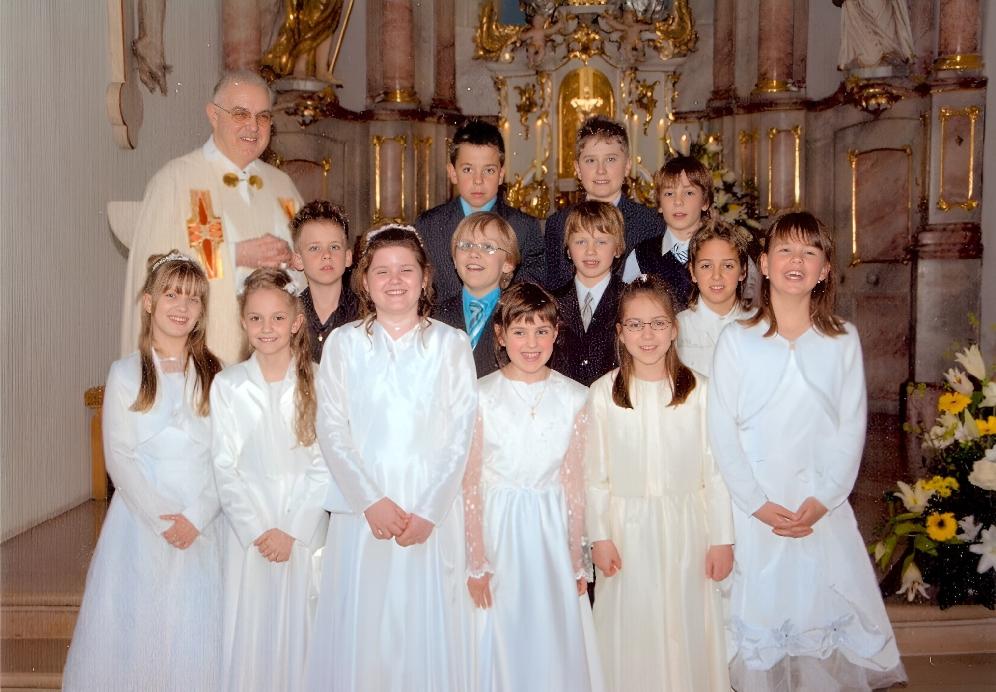 Gruppenfoto Erstkommunion 2009