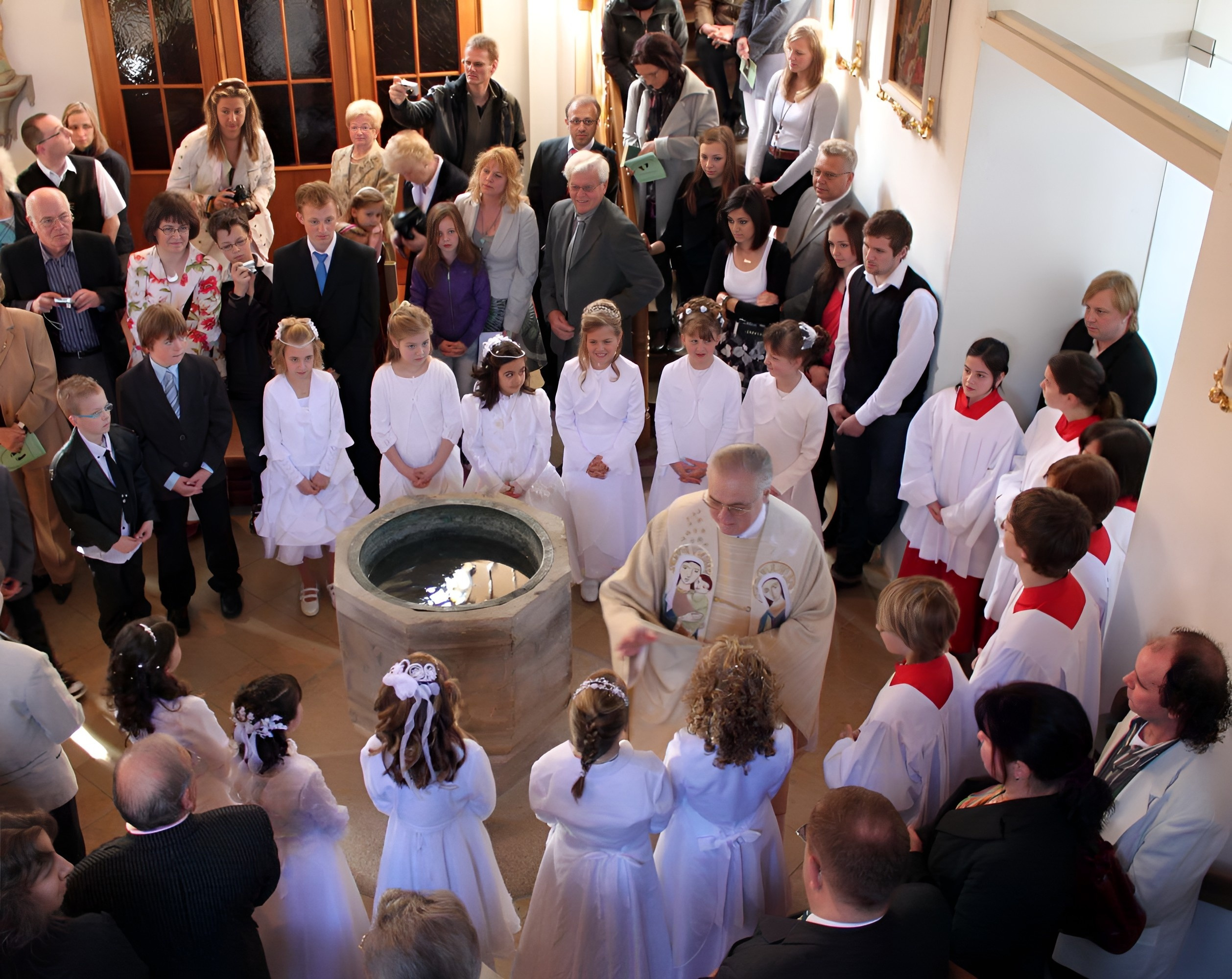 Gruppenfoto Erstkommunion 2010