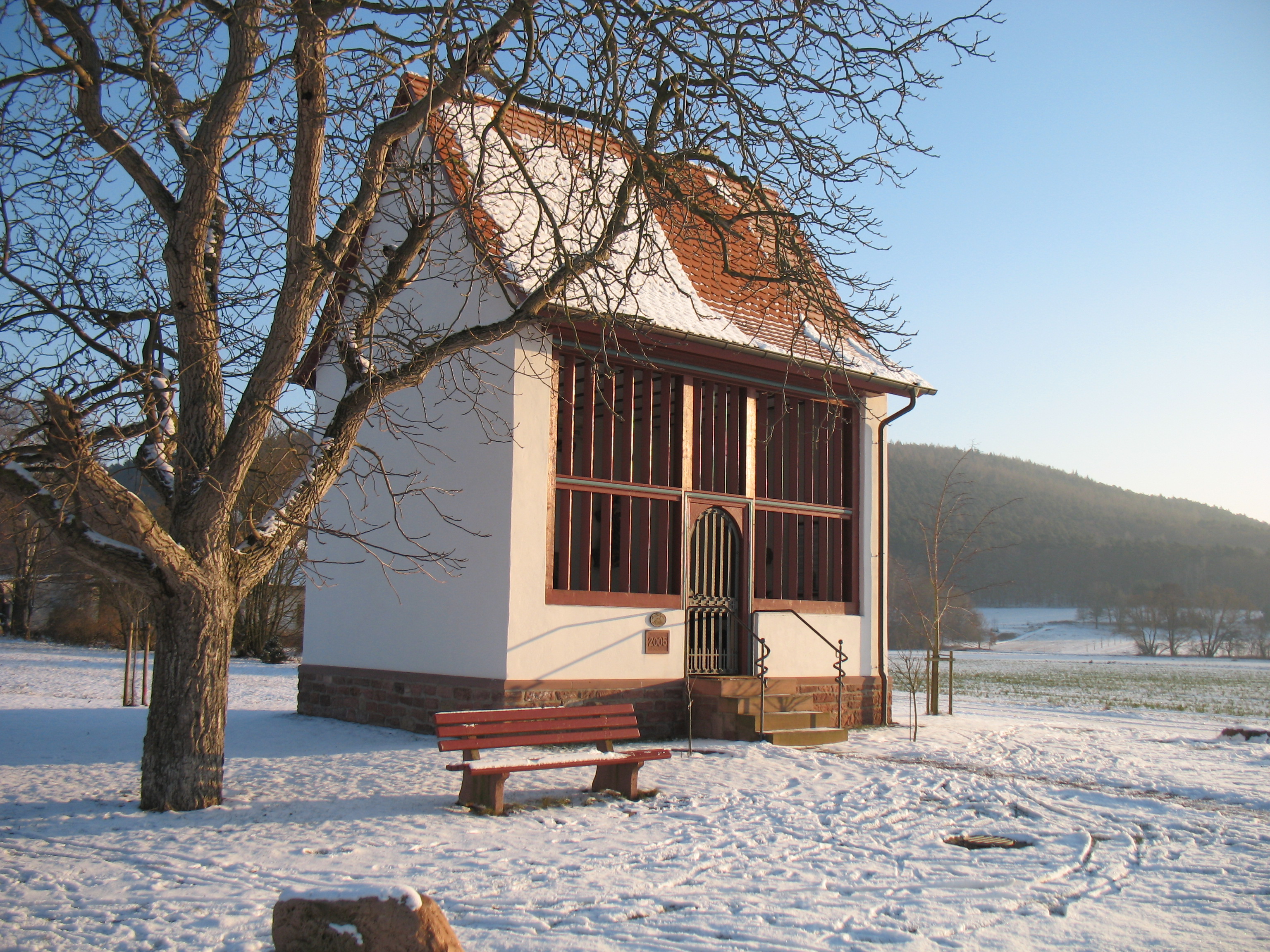 Die Hochkreuzkapelle im Winter 2009