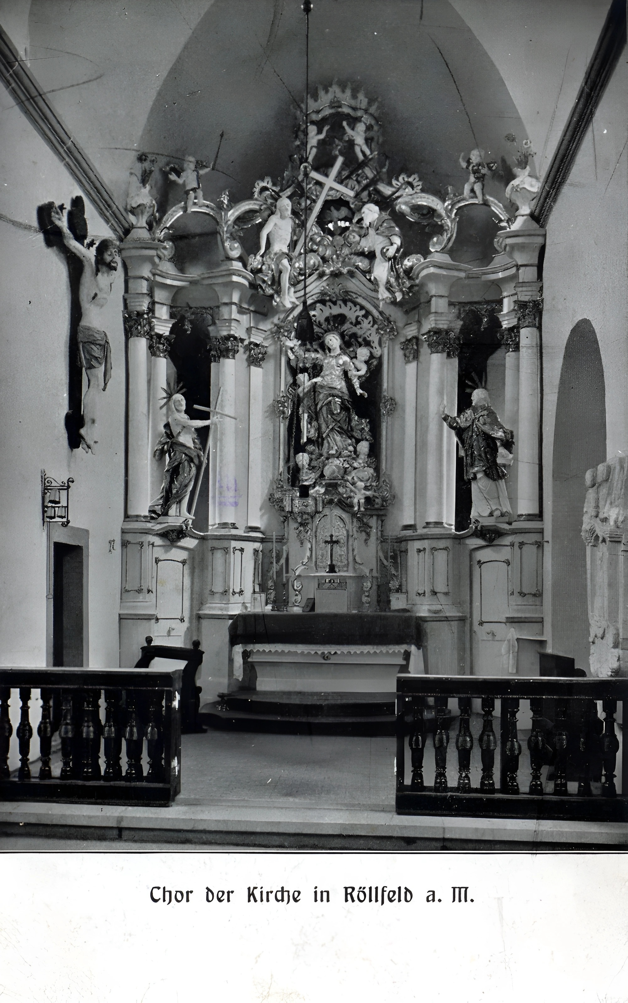 Ansichtskarte des Chorraums der Pfarrkirche Mariä Himmelfahrt