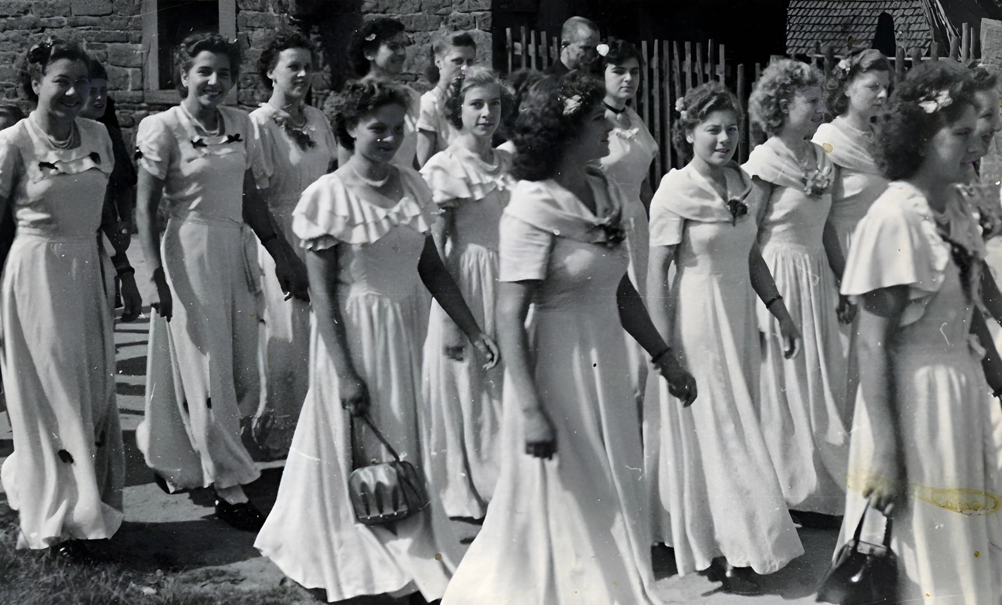 Festdamen beim Musikerfest im Mai 1951