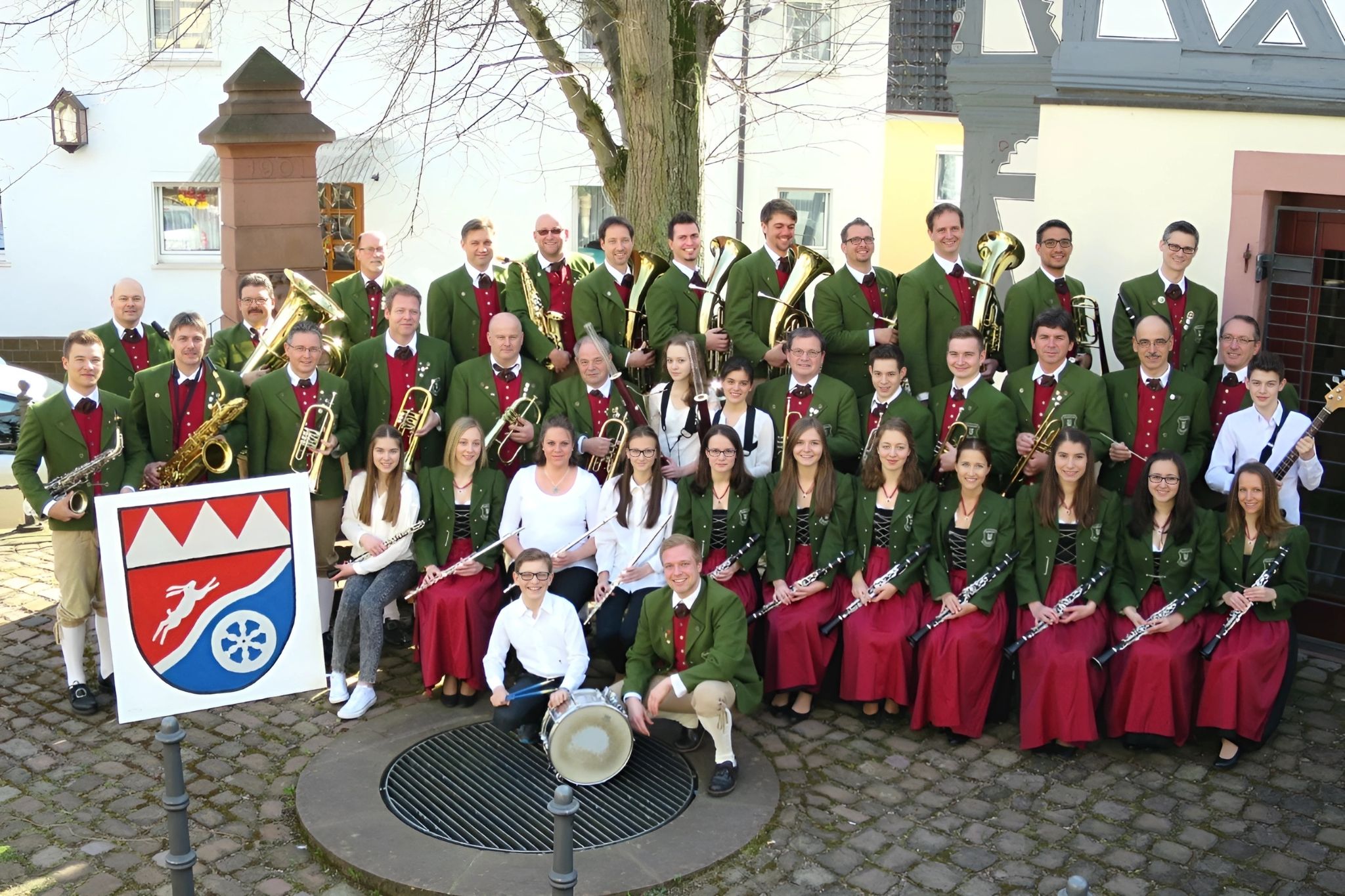 Gruppenfoto des Musikvereins Röllfeld 2015
