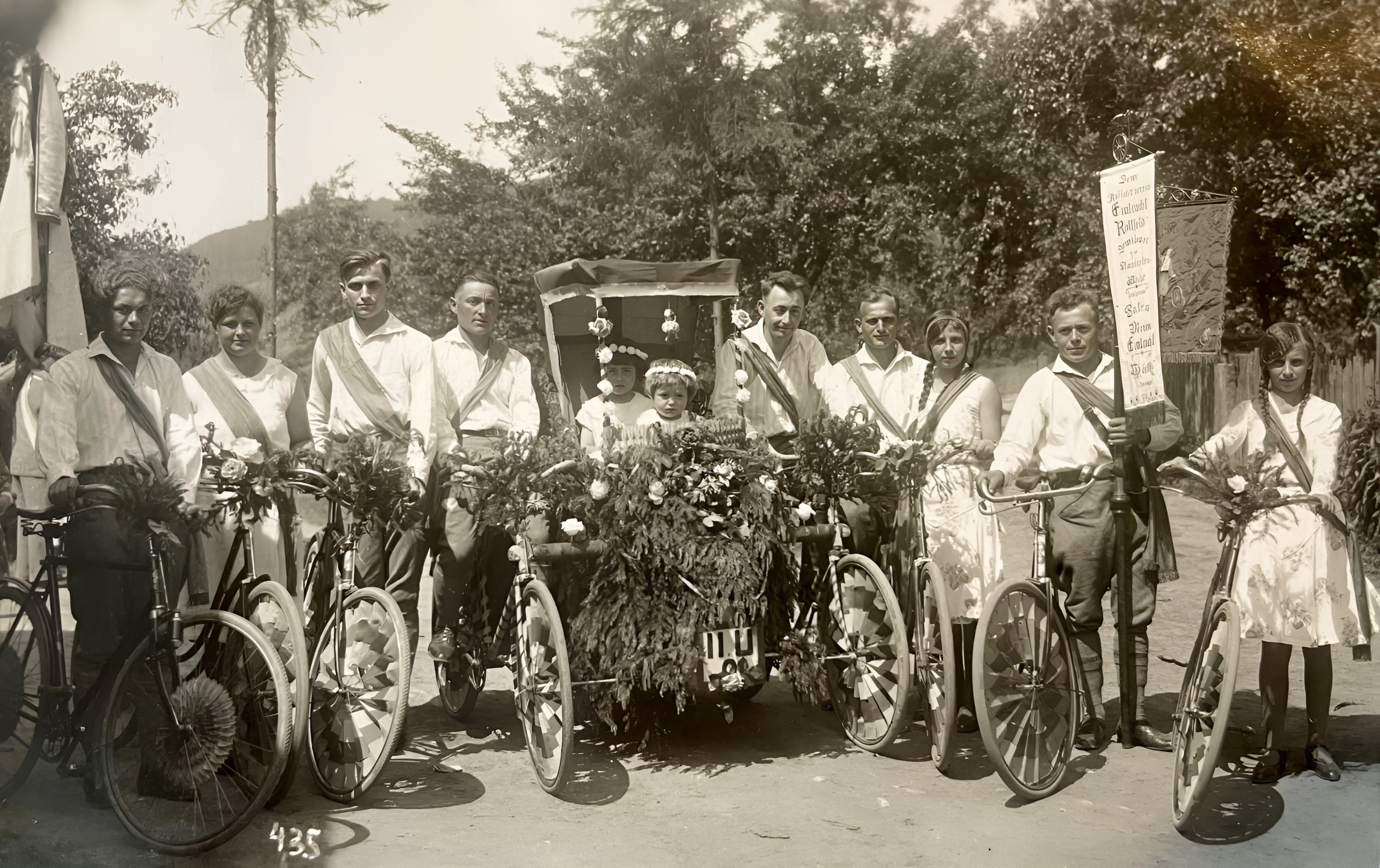 Gruppenfoto Radfahrverein Röllfeld