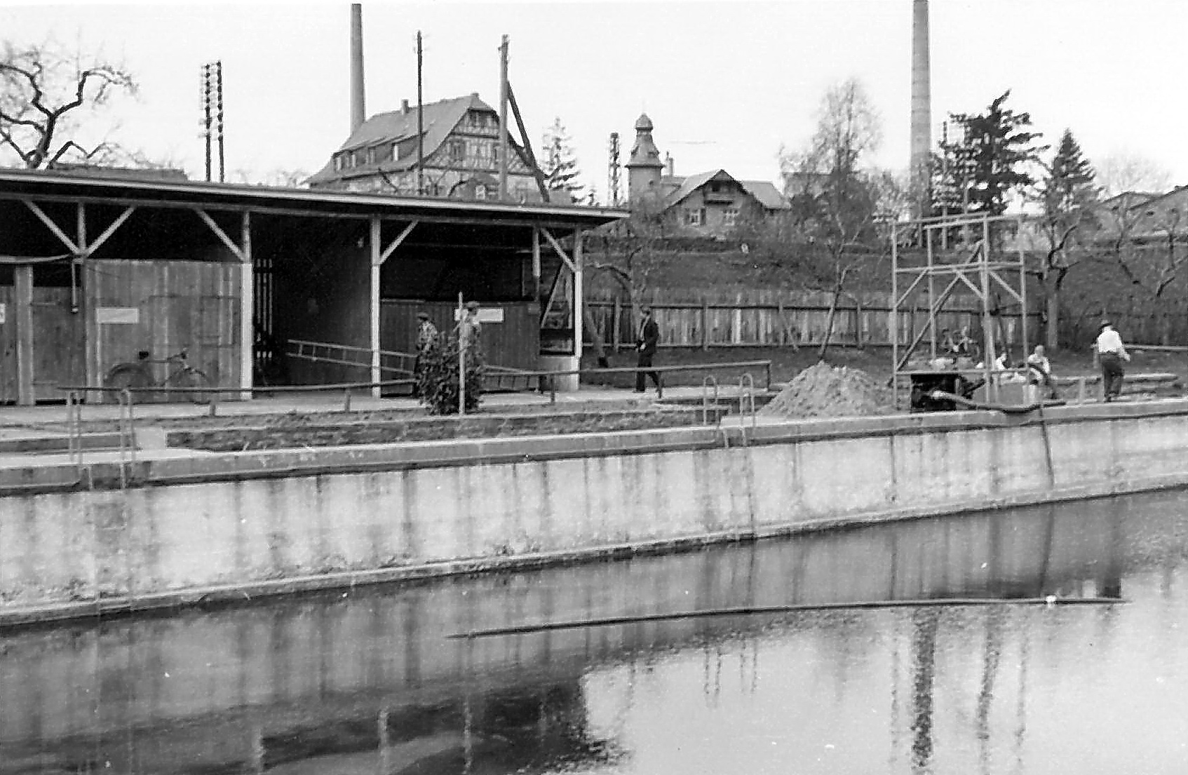 Schlammbeseitigung 1948 nach dem Hochwasser