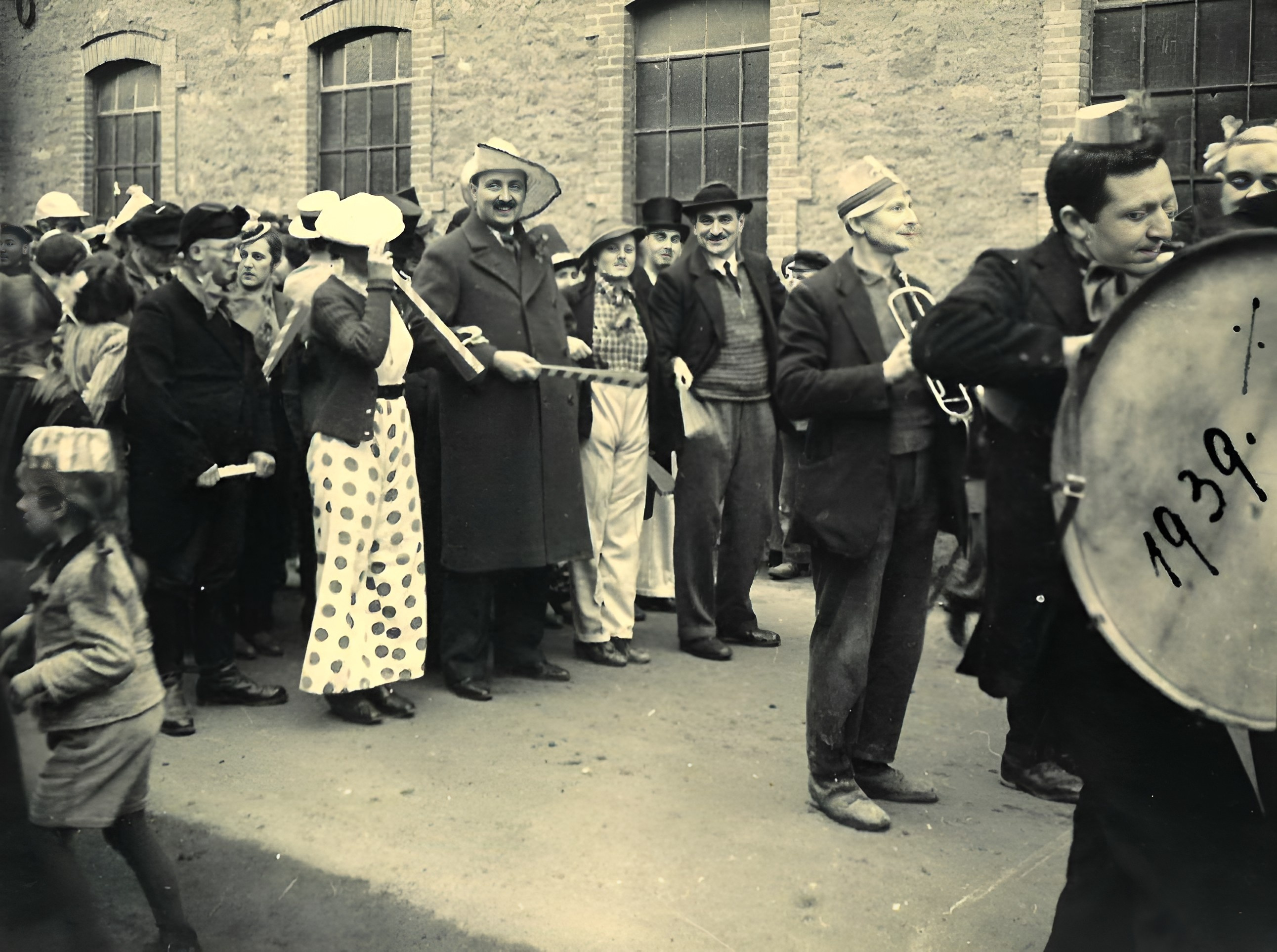 Faschingsumzug der Albertwerke im Jahr 1939