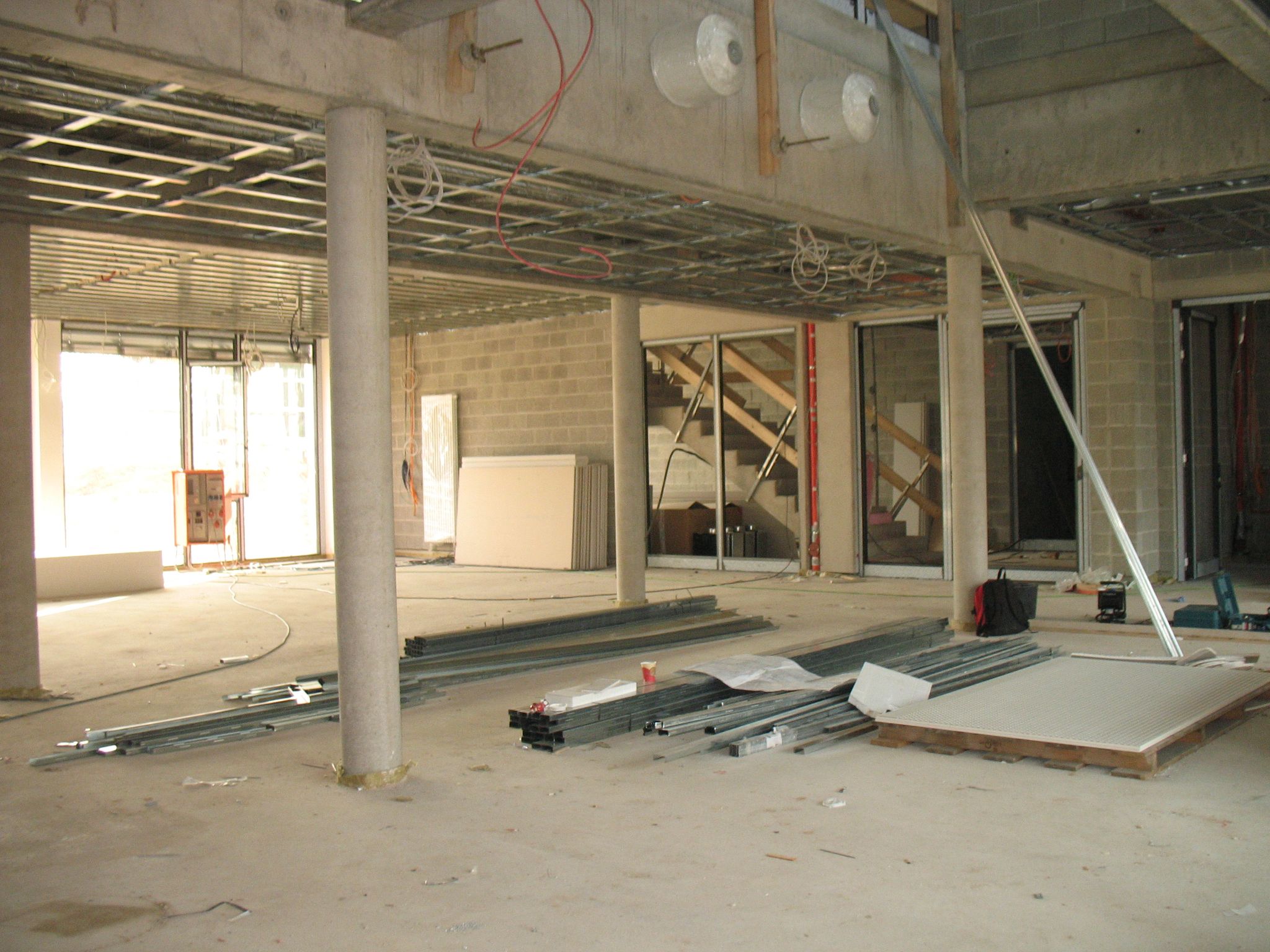 Neubau des 1972 erbauten Anbaus der Schule Trennfurt