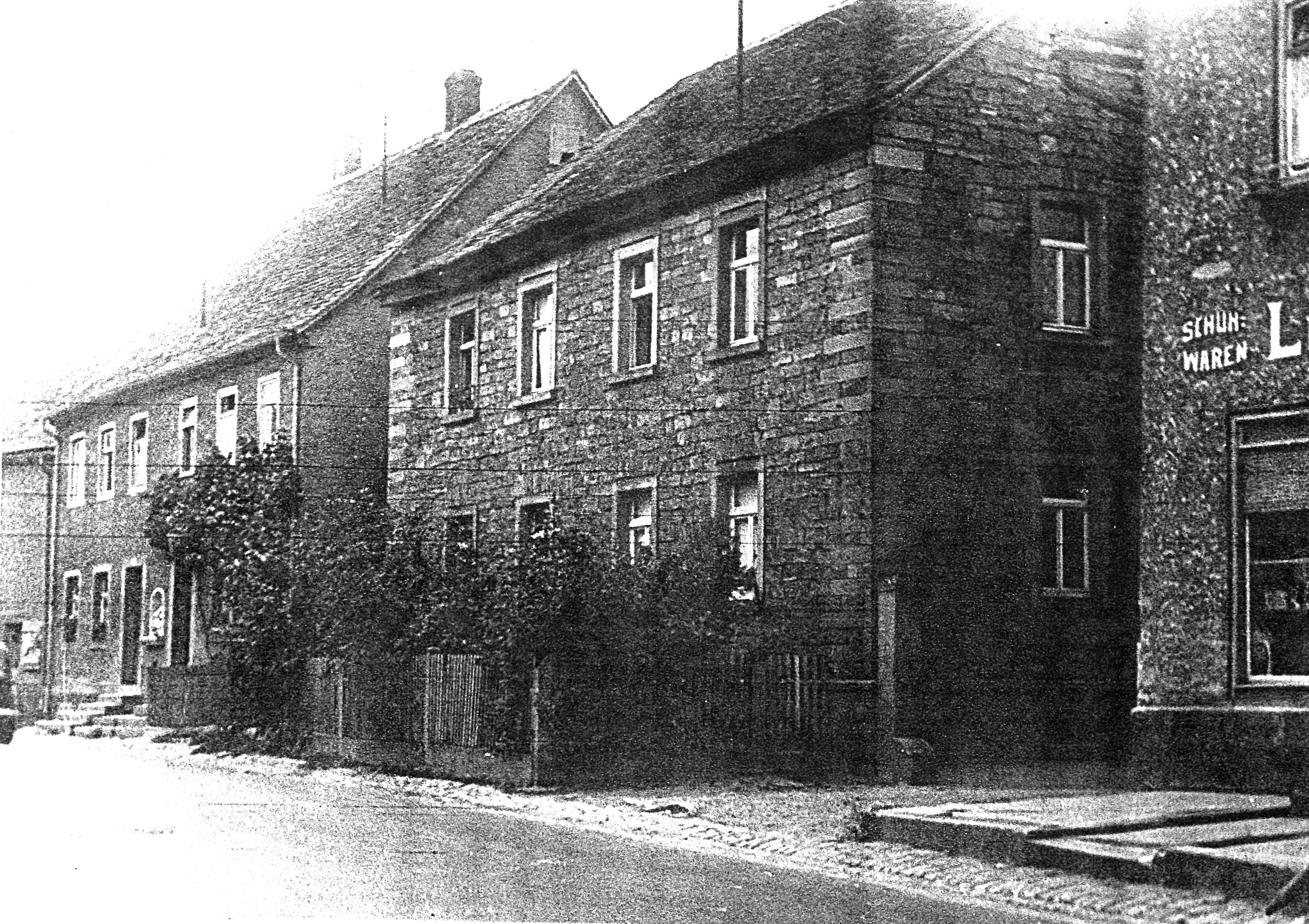 Die Trennfurter Straße 46  (etwa 1950er Jahre)