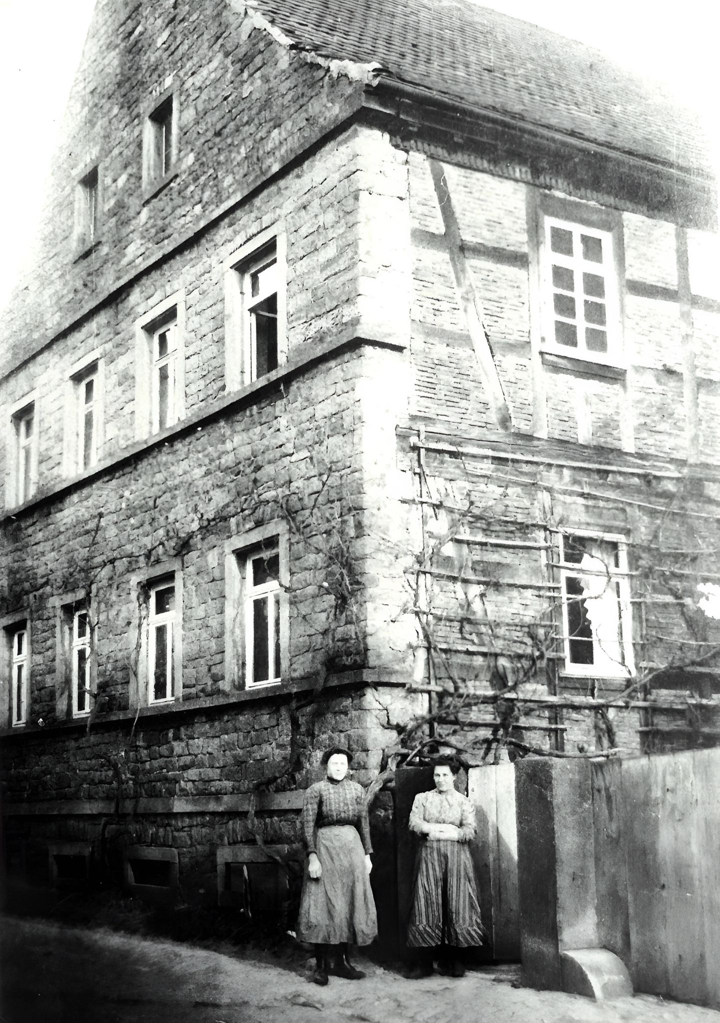Die Trennfurter Straße 51 um 1925