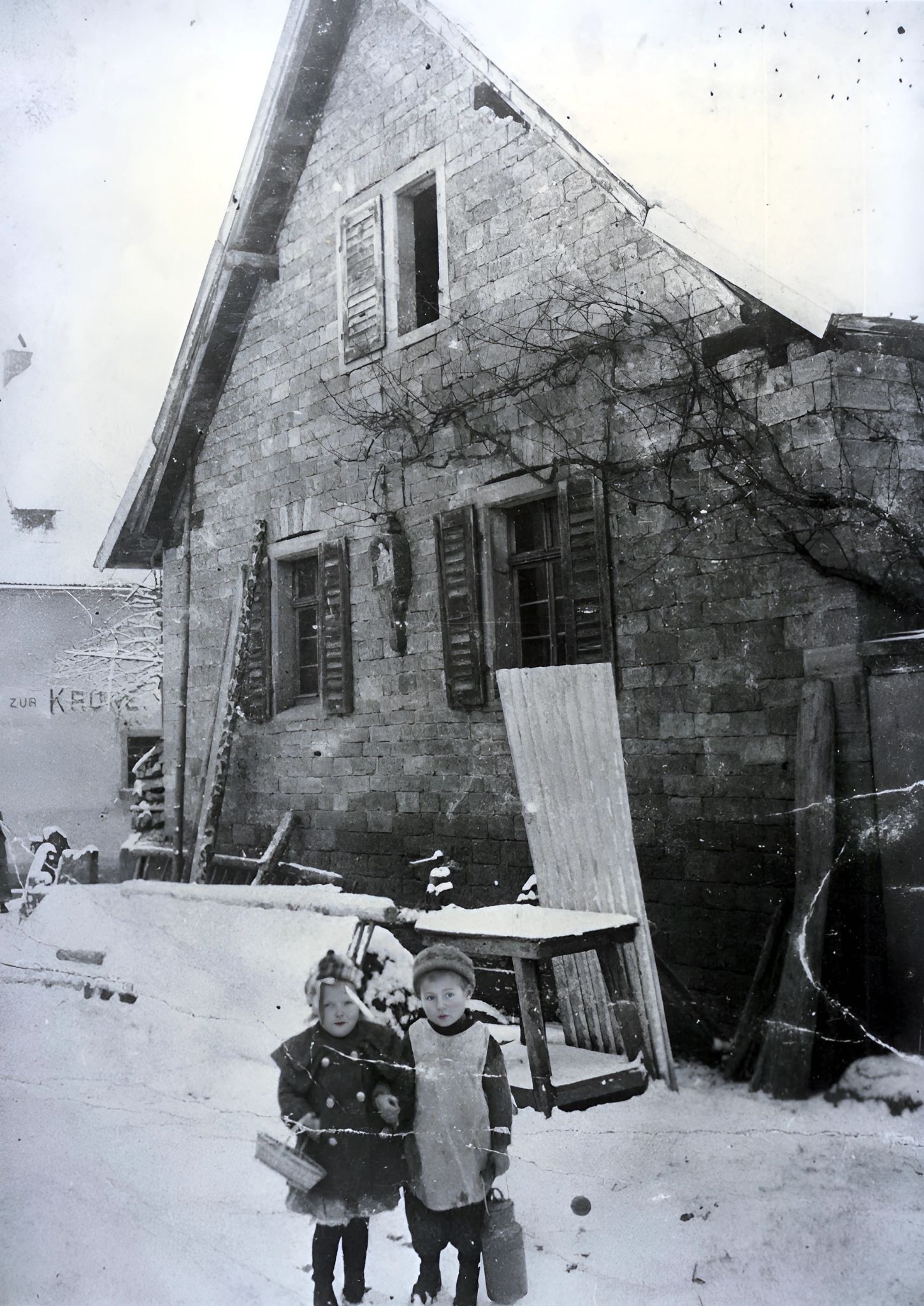 Der alte Pferdestall vor dem Mairhofenhaus