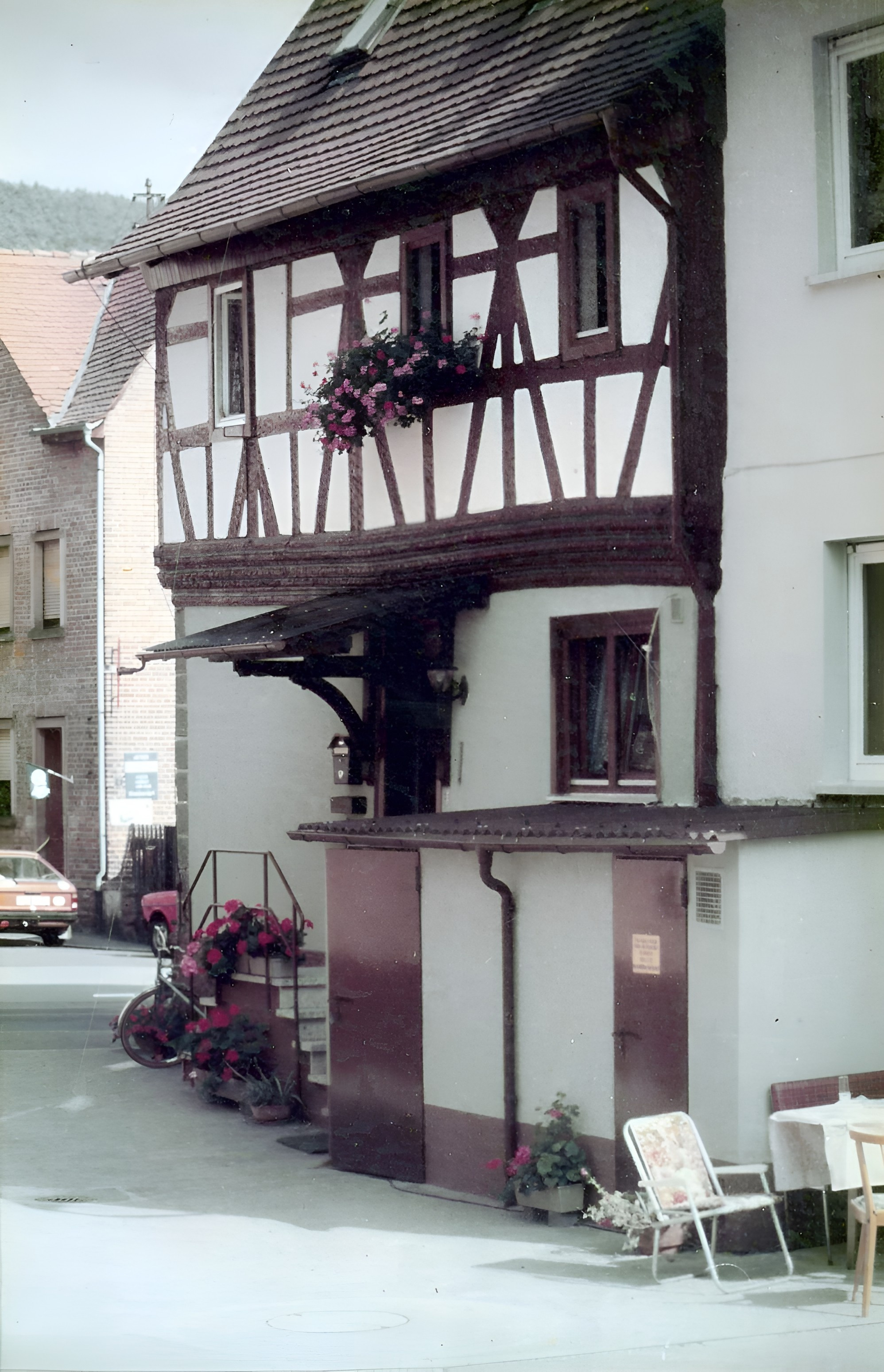 Die Trennfurter Straße 80 im Jahr 1985