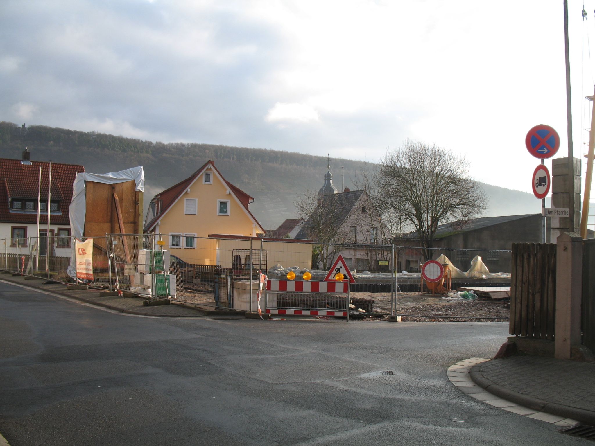 Bau des neuen Pfarrheims