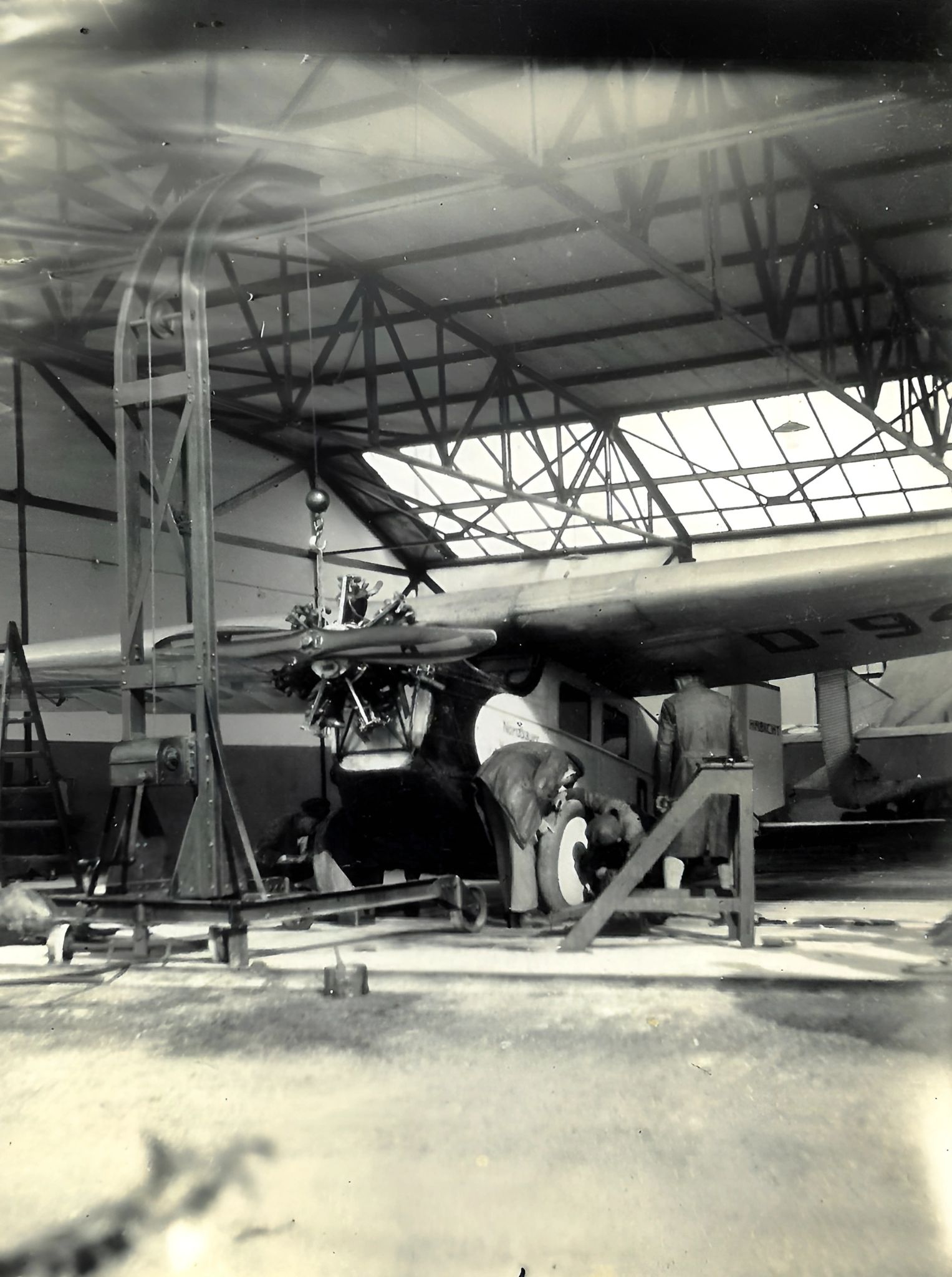 Wartungsarbeiten beim Flugsportclub Trennfurt
