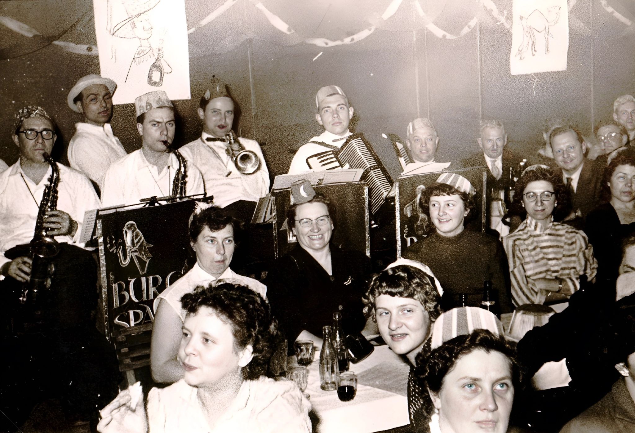 Bei der Sitzung des Trennfurter Türkenclubs (TTC) 1955