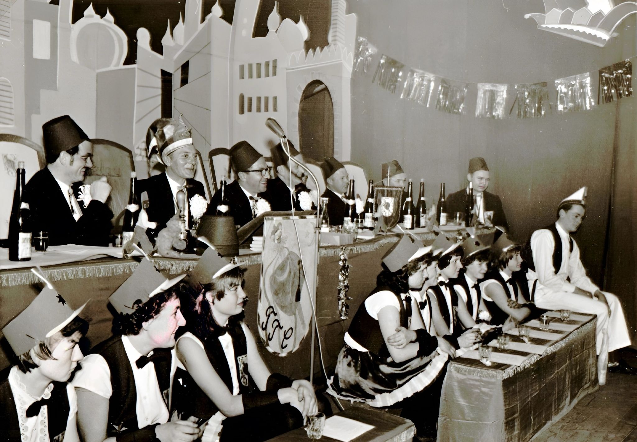 Der Elferrat und die Mädchengarde 1959